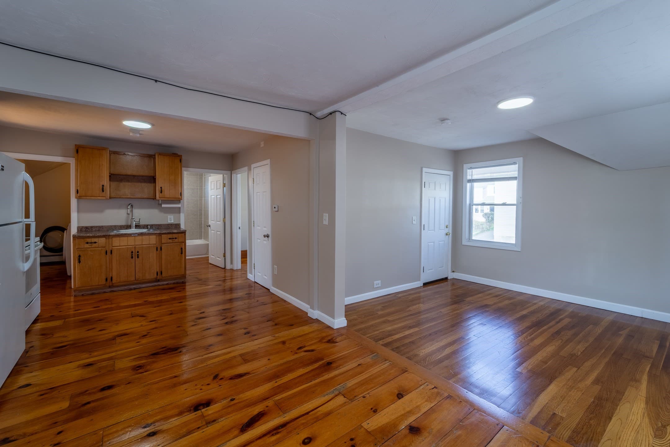 Multi Family at 12 Chrome St, Worcester MA 01604, Worcester, photo 21 of 35