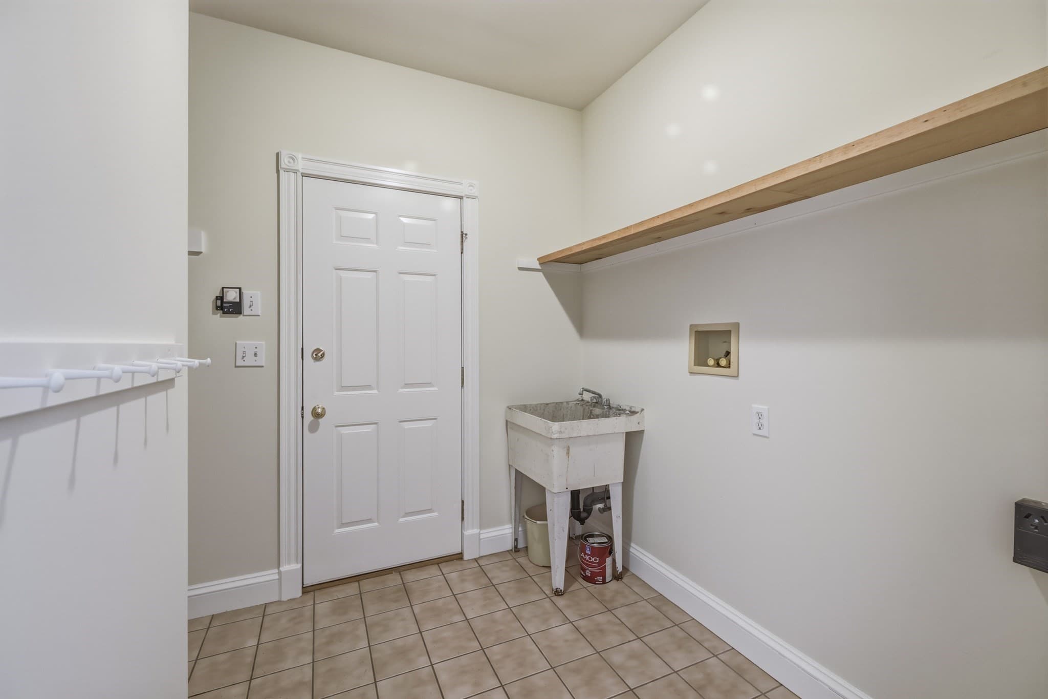 Single Family Residence at 521 Old Farm Rd, Amherst MA 01002, photo 22 of 40