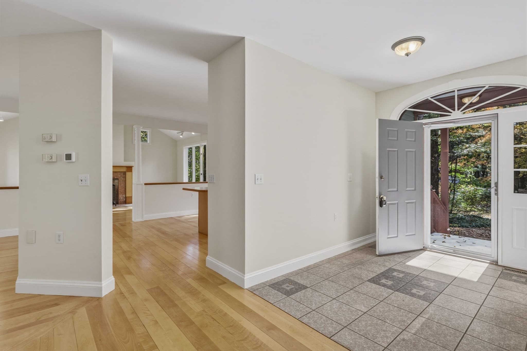 Single Family Residence at 521 Old Farm Rd, Amherst MA 01002, photo 3 of 40