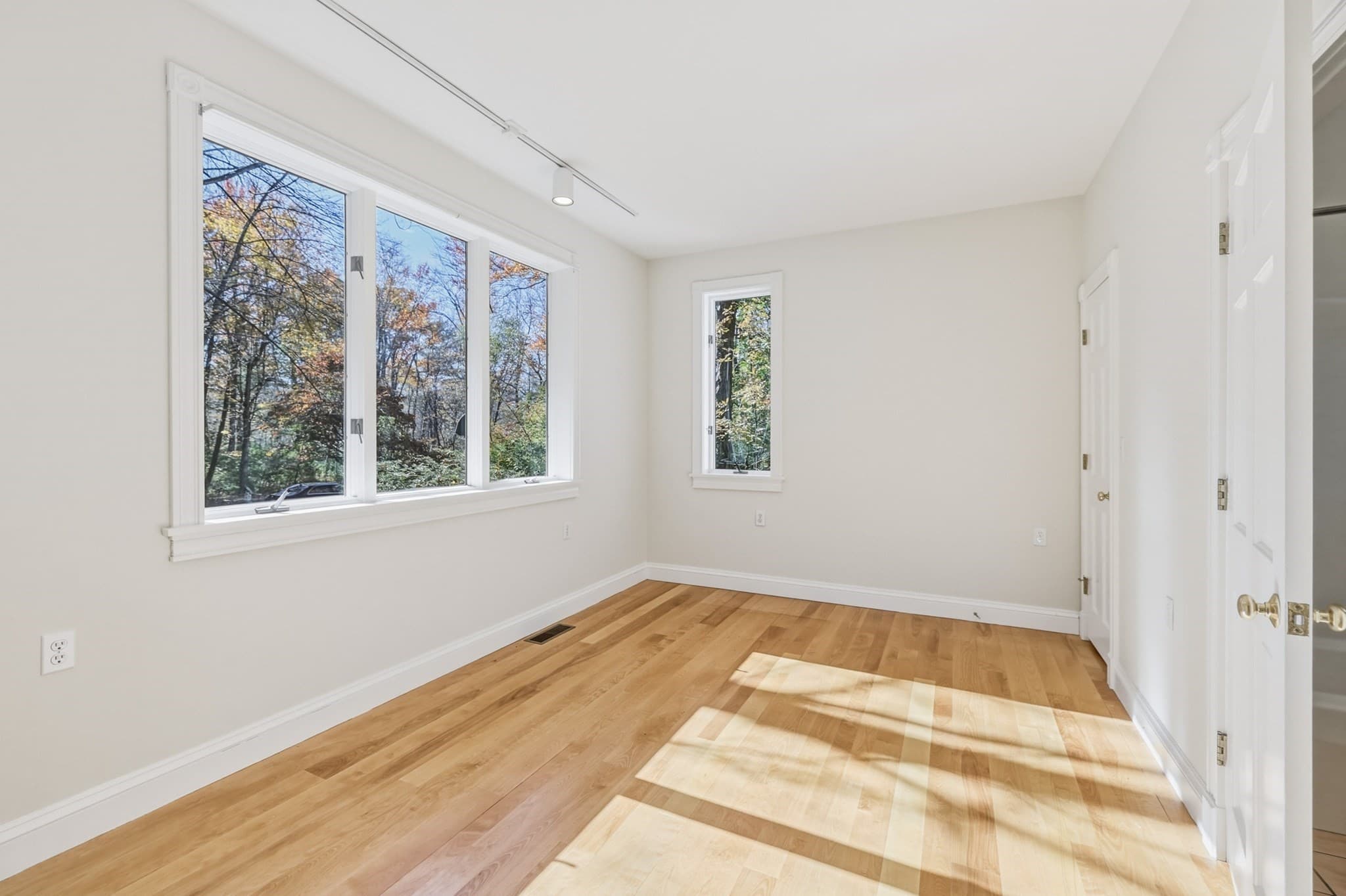 Single Family Residence at 521 Old Farm Rd, Amherst MA 01002, photo 19 of 40