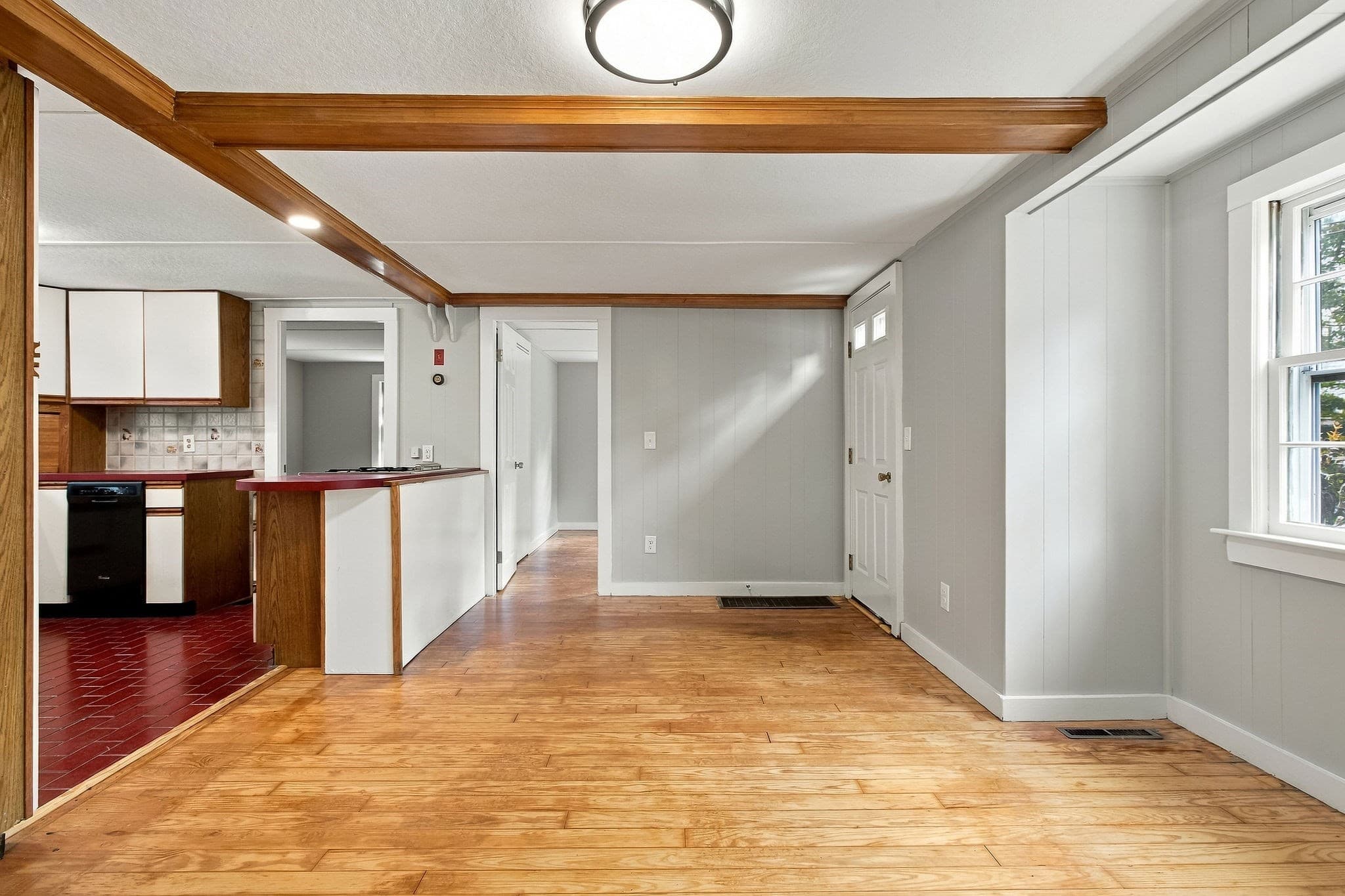 Single Family Residence at 16 Lakeside Dr, Barnstable MA 02648, photo 24 of 41