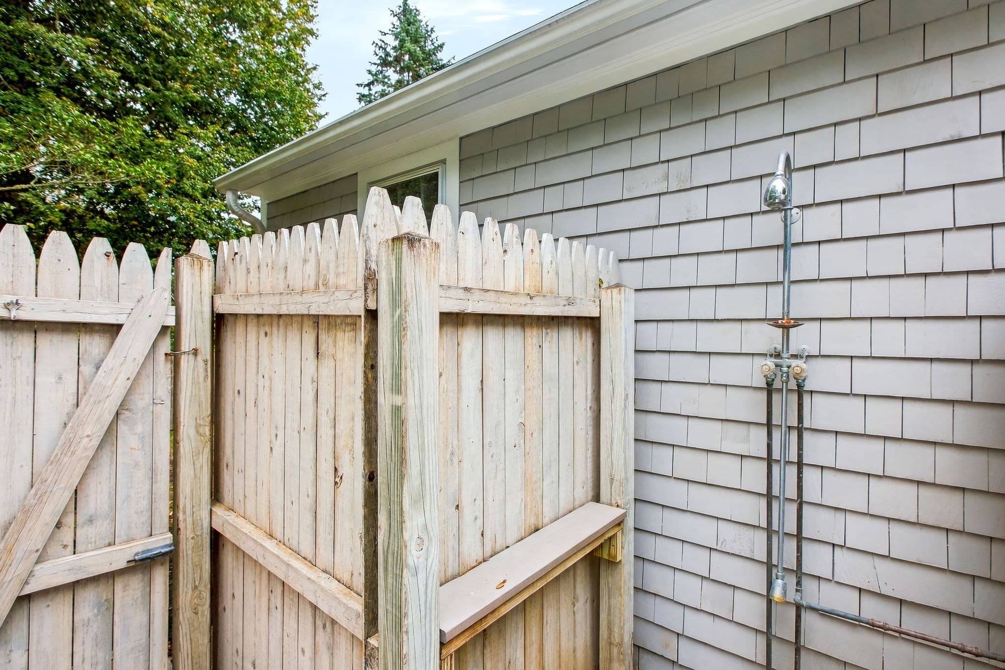Single Family Residence at 16 Lakeside Dr, Barnstable MA 02648, photo 15 of 41