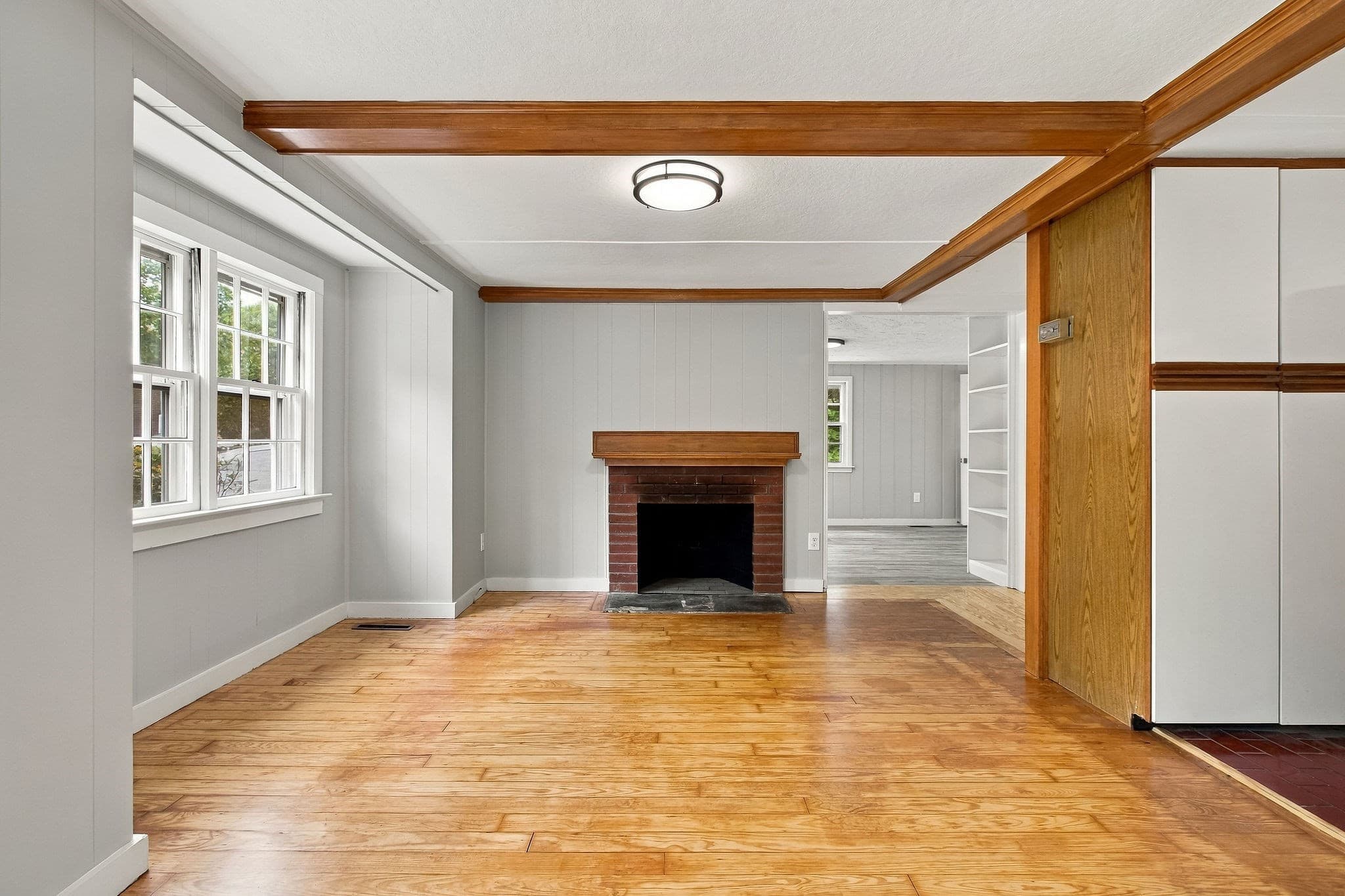Single Family Residence at 16 Lakeside Dr, Barnstable MA 02648, photo 21 of 41