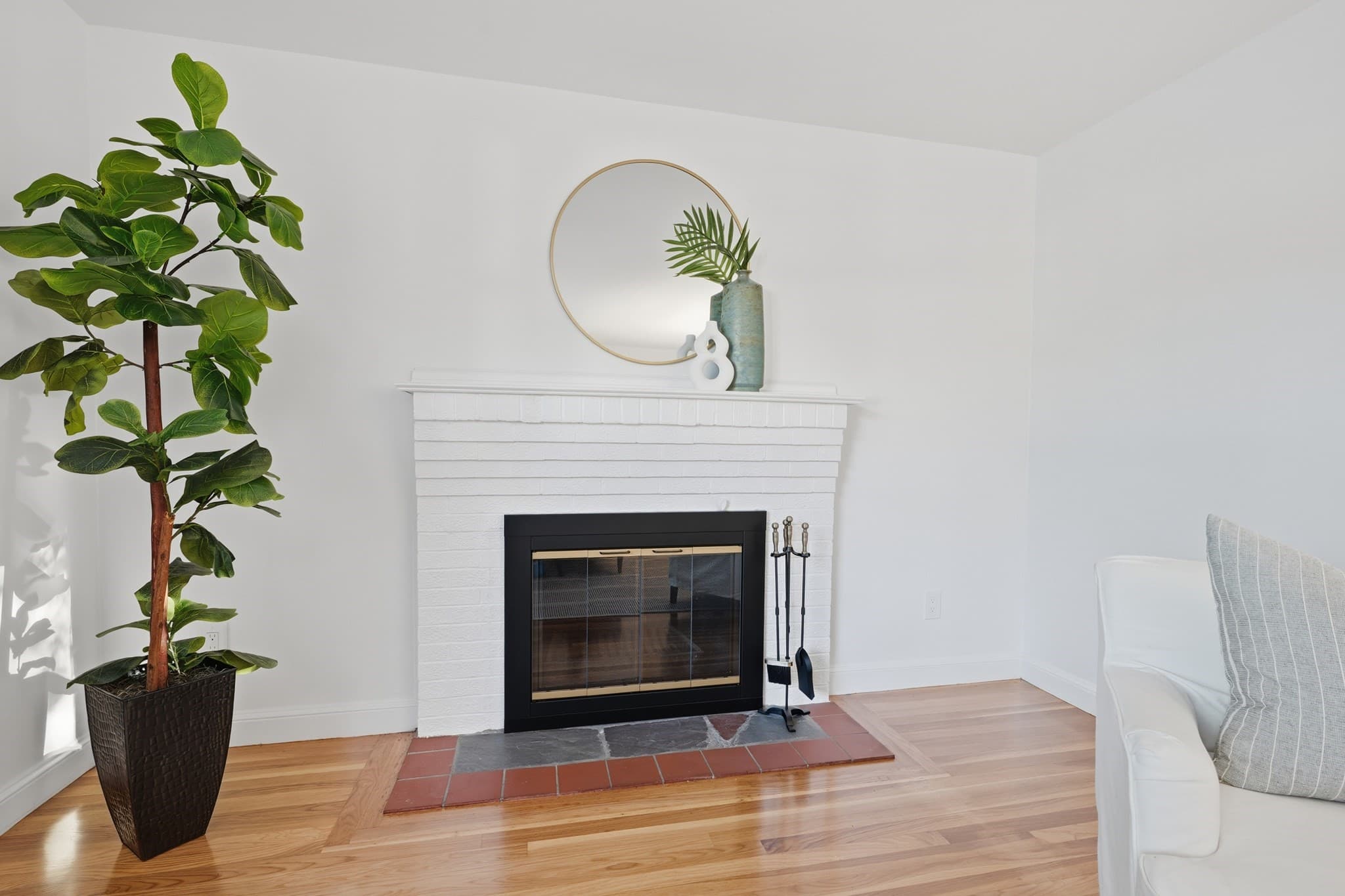 Single Family Residence at 17 Winthrop Ave, Braintree MA 02184, photo 6 of 40