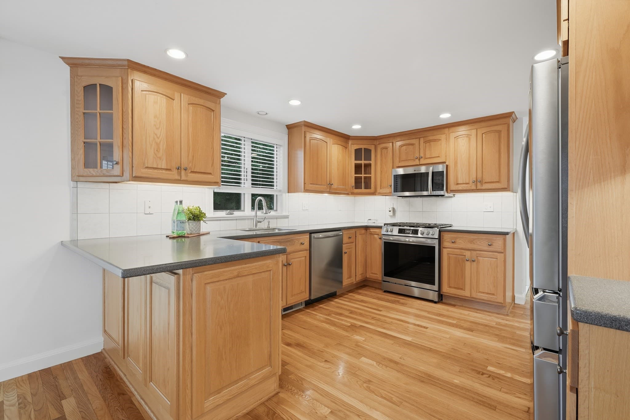 Single Family Residence at 17 Winthrop Ave, Braintree MA 02184, photo 12 of 40