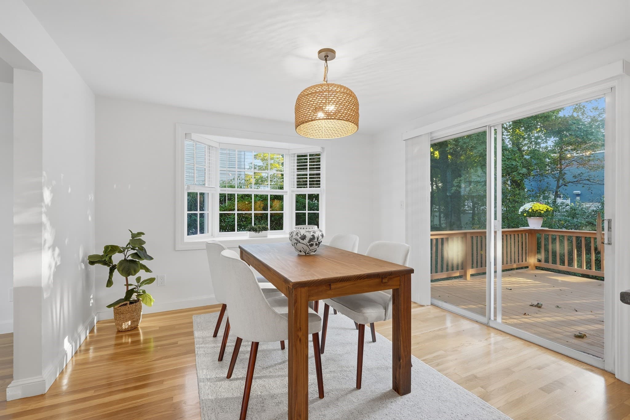Single Family Residence at 17 Winthrop Ave, Braintree MA 02184, photo 7 of 40