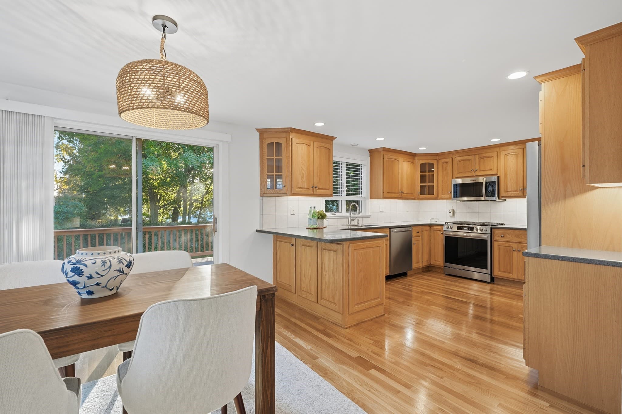 Single Family Residence at 17 Winthrop Ave, Braintree MA 02184, photo 10 of 40