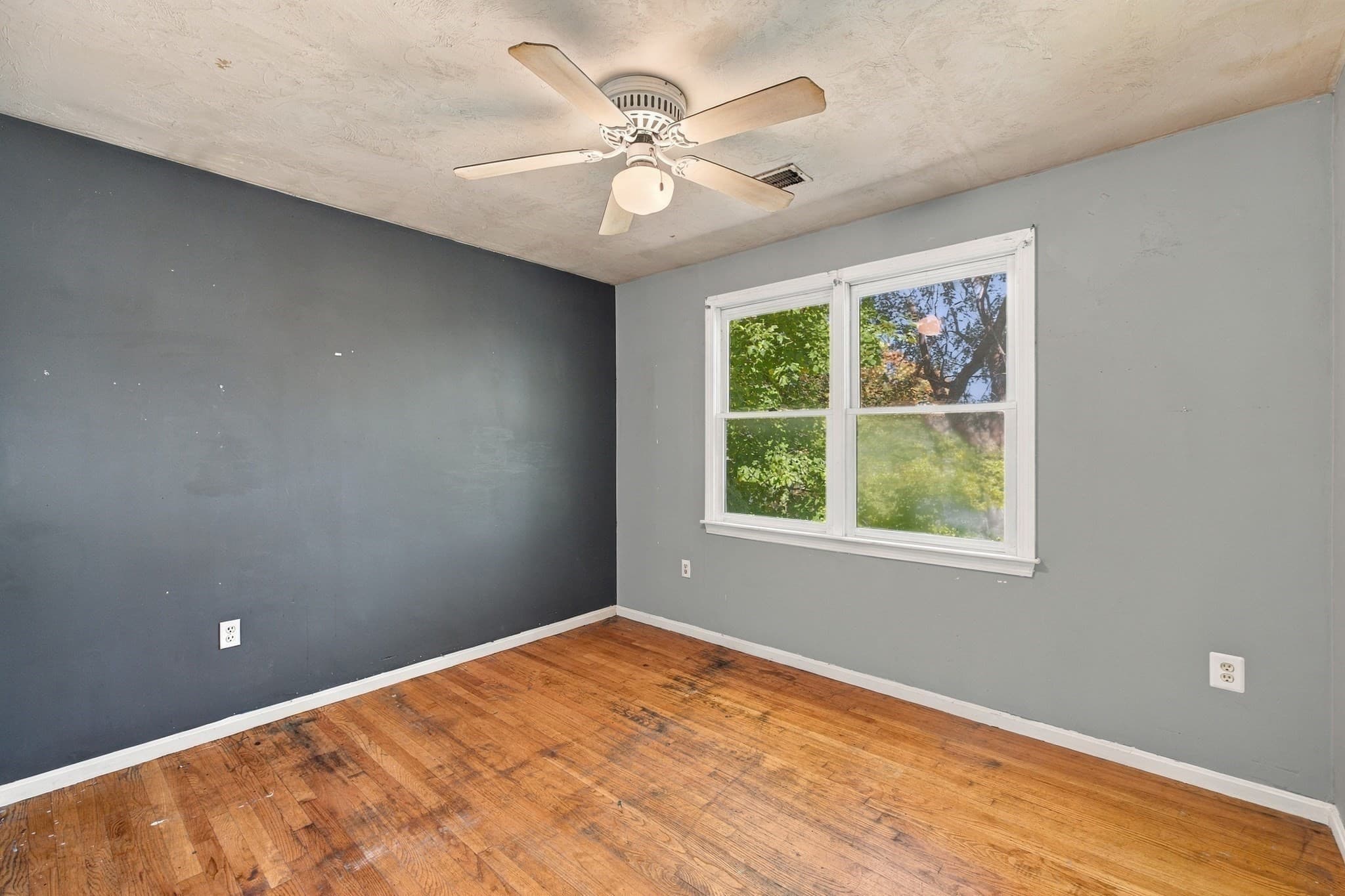 Single Family Residence at 160 Saunders Rd, Norwood MA 02062, photo 28 of 41