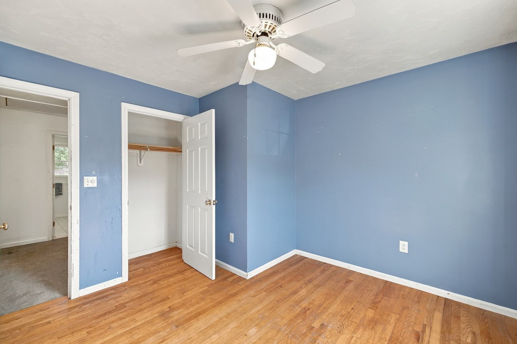 Single Family Residence at 160 Saunders Rd, Norwood MA 02062, photo 24 of 41