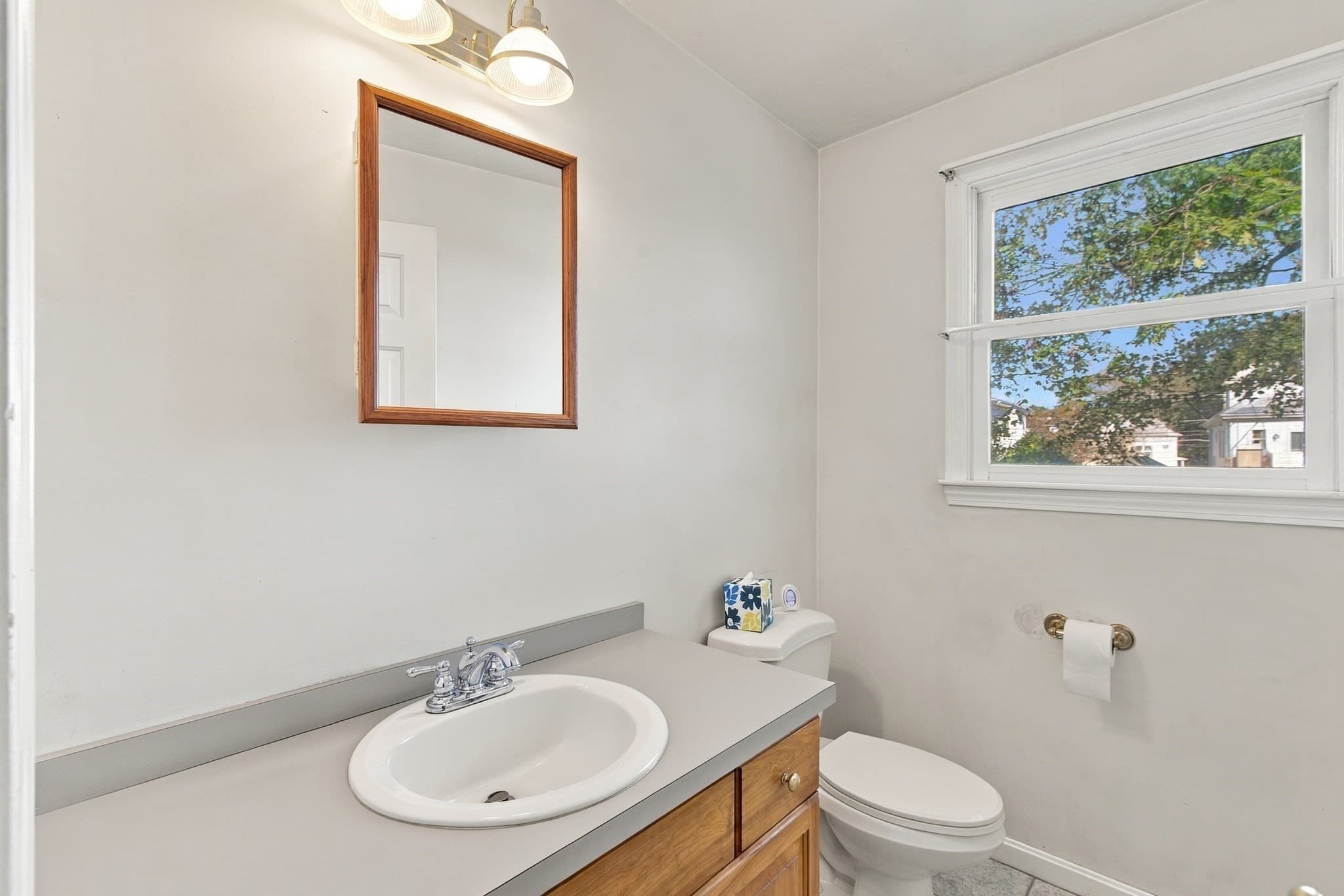 Single Family Residence at 160 Saunders Rd, Norwood MA 02062, photo 35 of 41