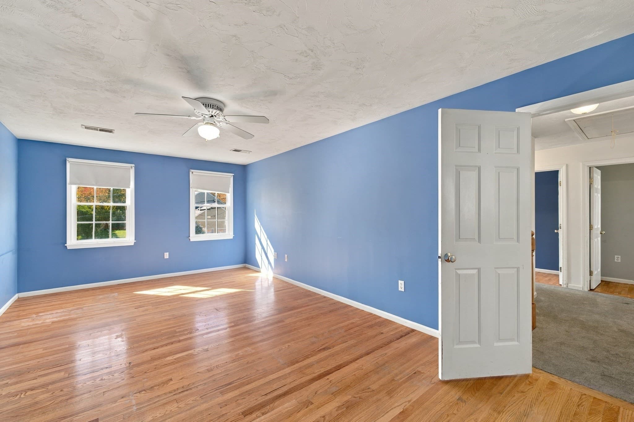 Single Family Residence at 160 Saunders Rd, Norwood MA 02062, photo 31 of 41