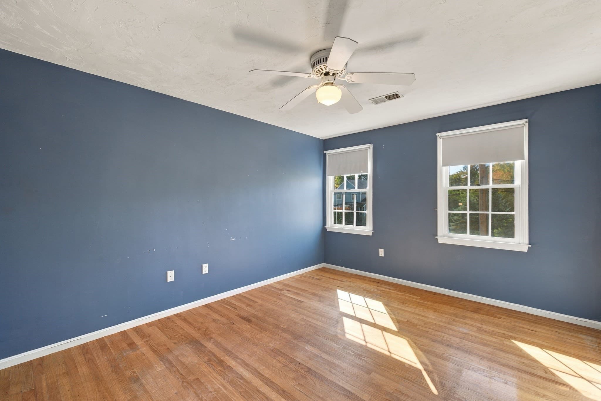 Single Family Residence at 160 Saunders Rd, Norwood MA 02062, photo 25 of 41