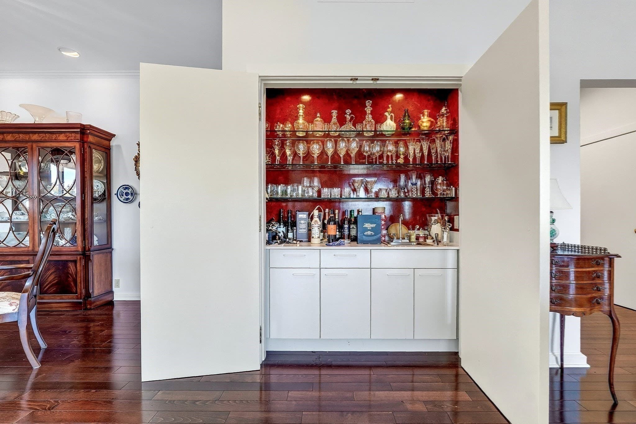 Condominium at 99 Florence St # 5B, Newton MA 02467, Newton, photo 12 of 32