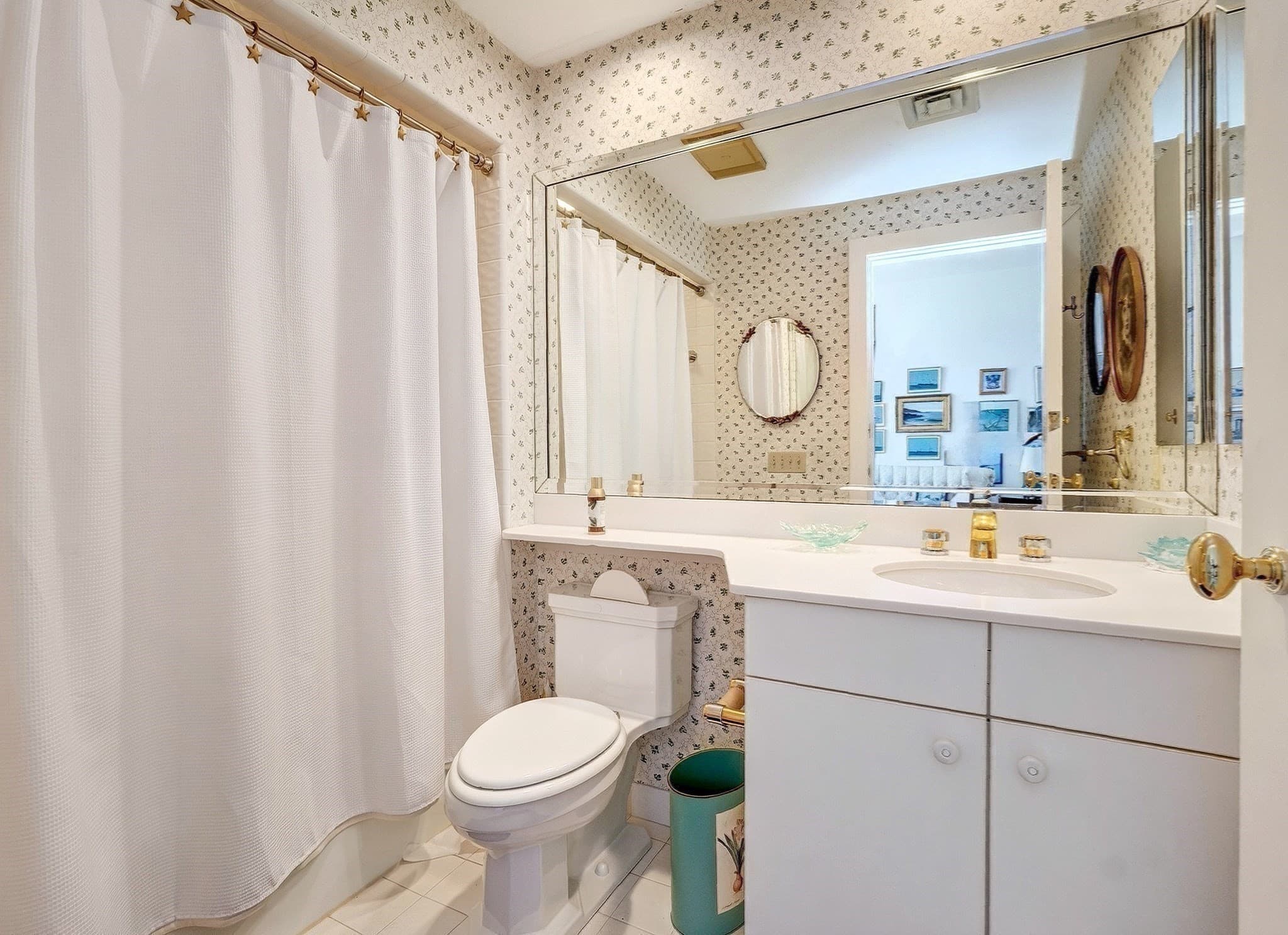 Condominium at 99 Florence St # 5B, Newton MA 02467, Newton, photo 28 of 32