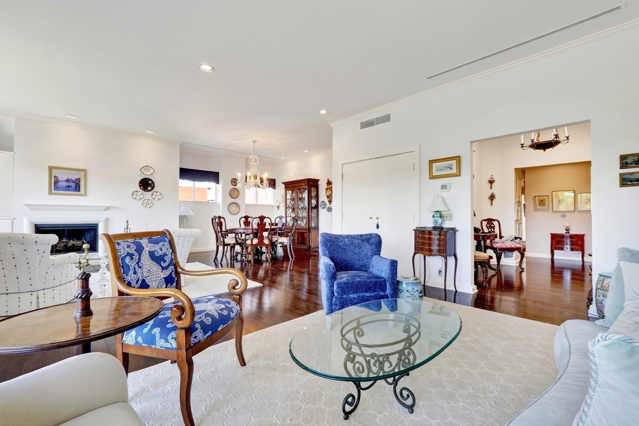 Condominium at 99 Florence St # 5B, Newton MA 02467, Newton, photo 9 of 32