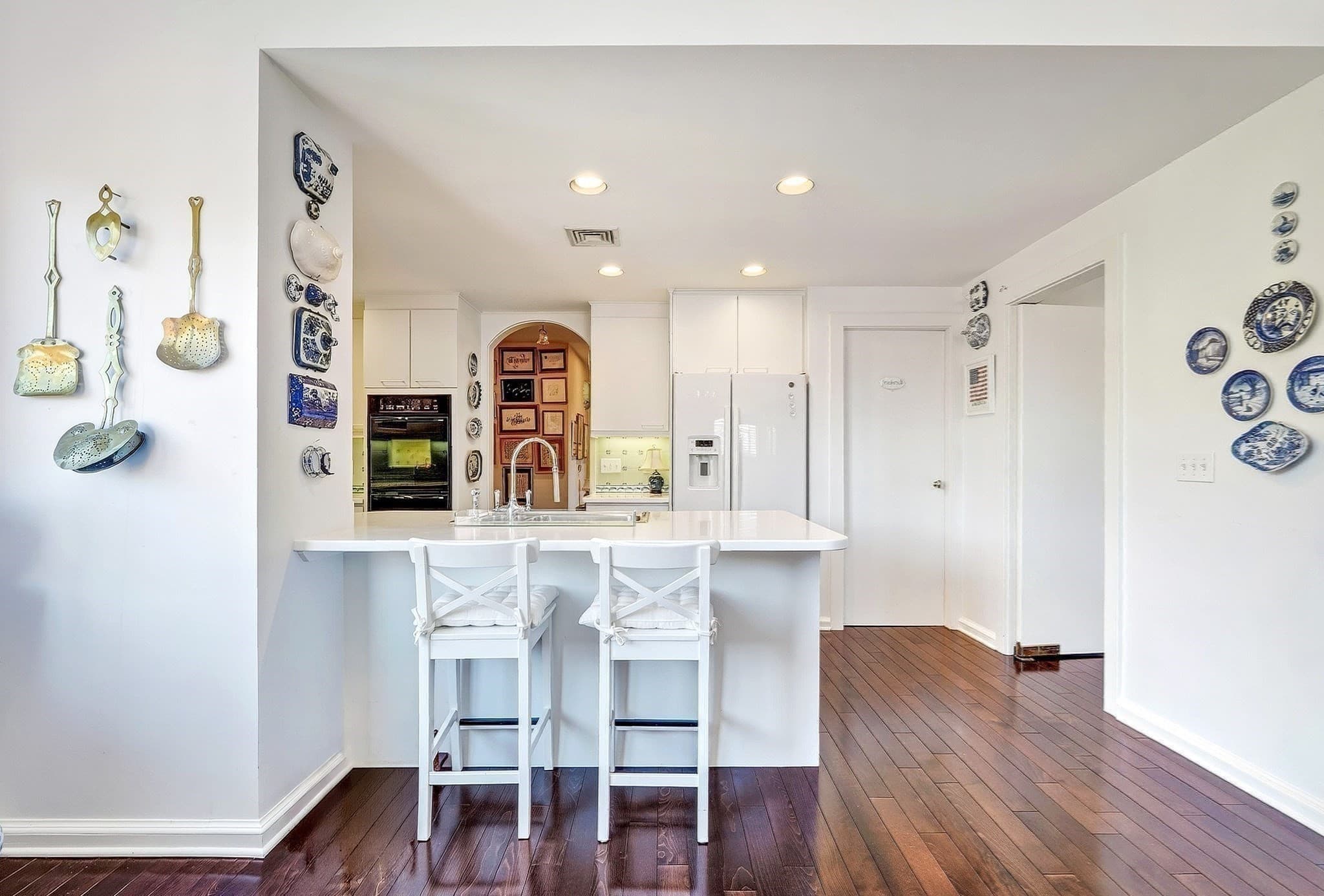 Condominium at 99 Florence St # 5B, Newton MA 02467, Newton, photo 18 of 32
