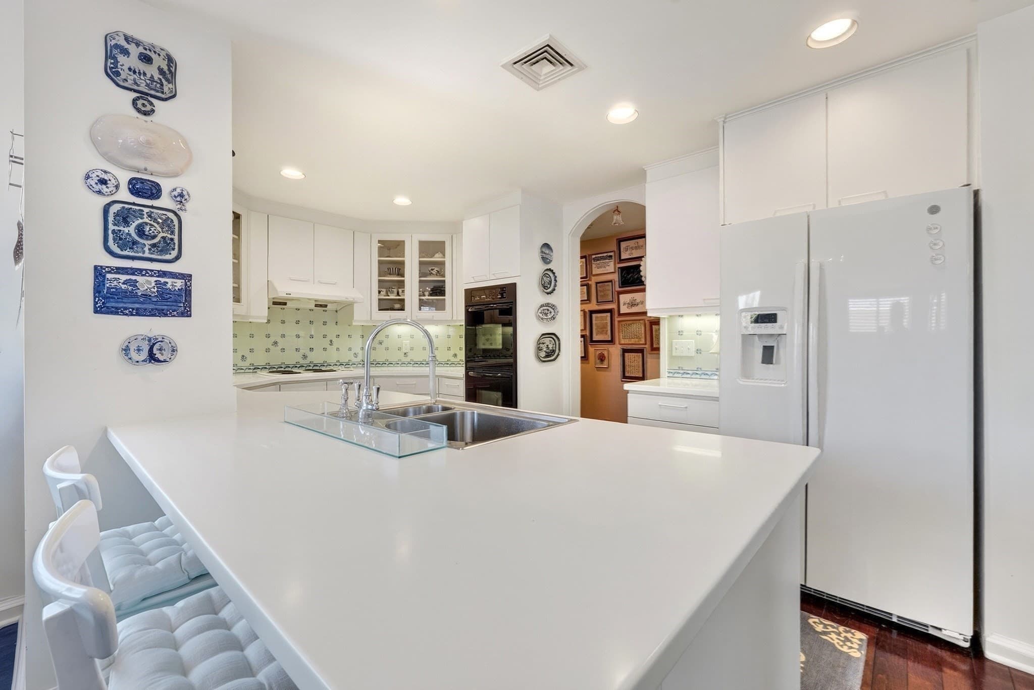 Condominium at 99 Florence St # 5B, Newton MA 02467, Newton, photo 15 of 32