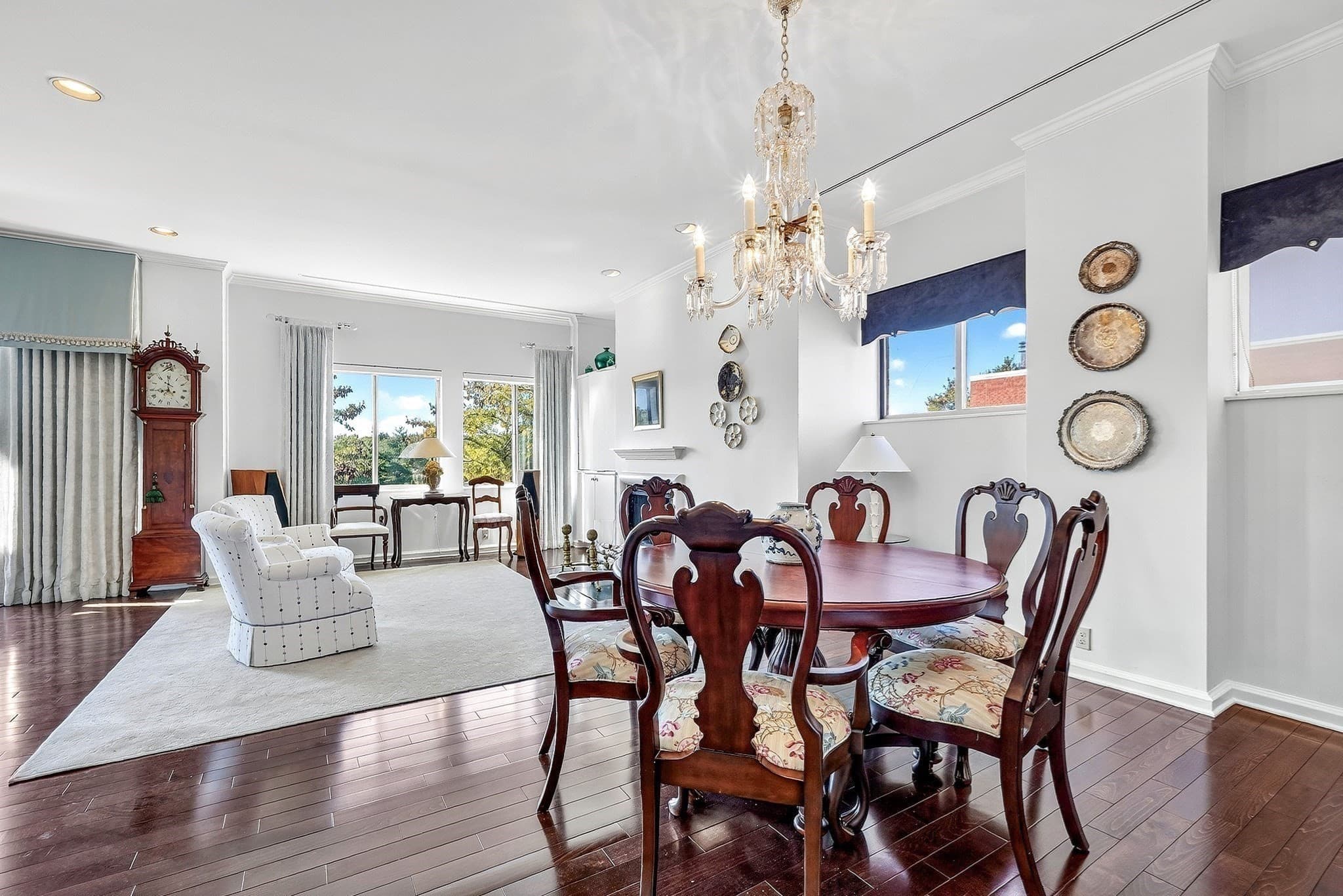 Condominium at 99 Florence St # 5B, Newton MA 02467, Newton, photo 8 of 32
