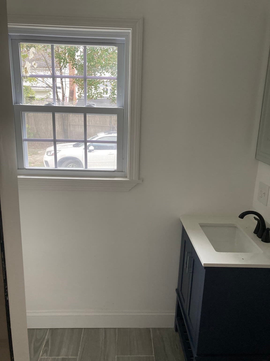 Single Family Residence at 279 Pearl St, Fitchburg MA 01420, photo 11 of 14