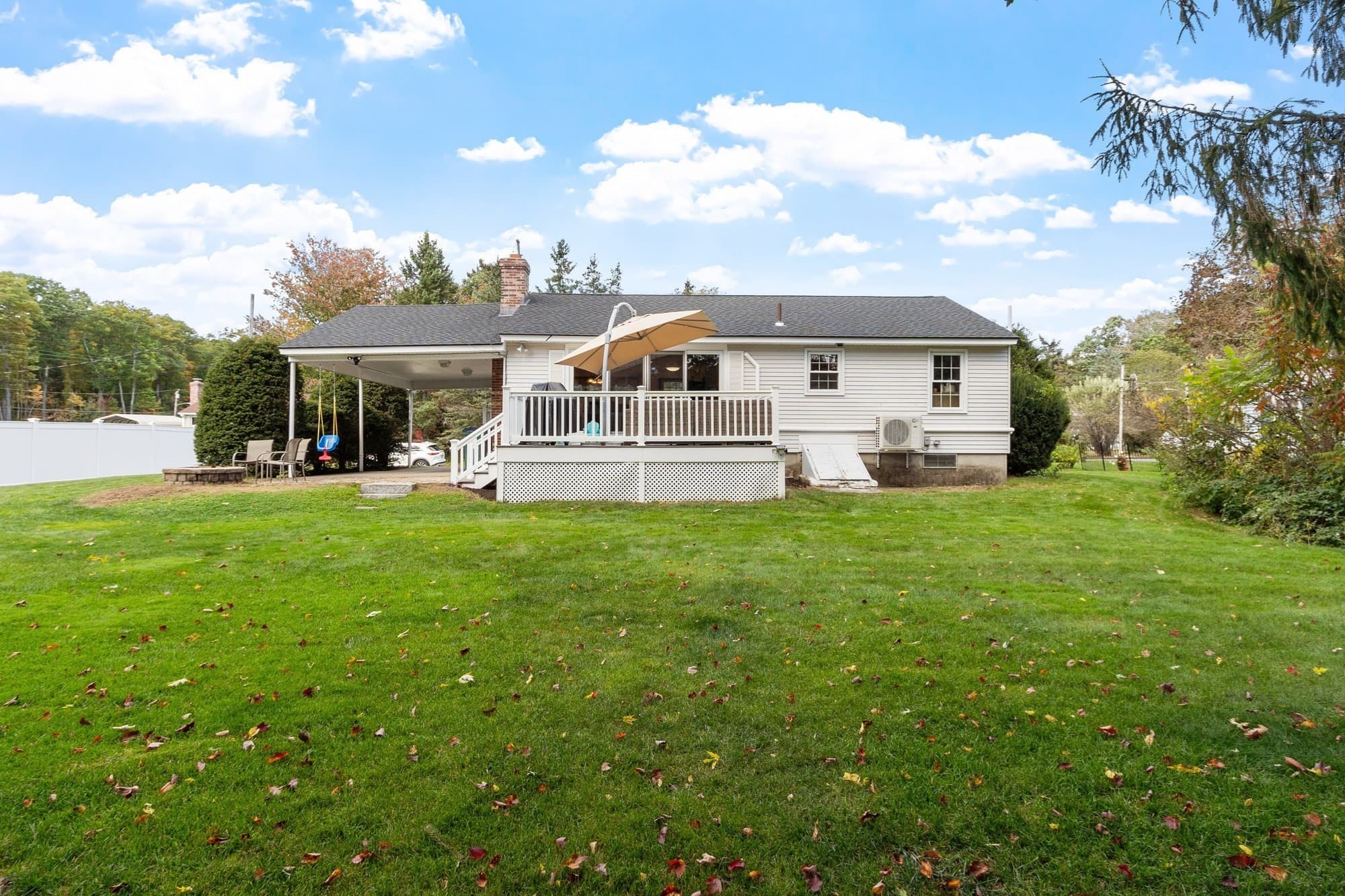 Single Family Residence at 64 Autumn Dr, Fitchburg MA 01420, photo 6 of 38