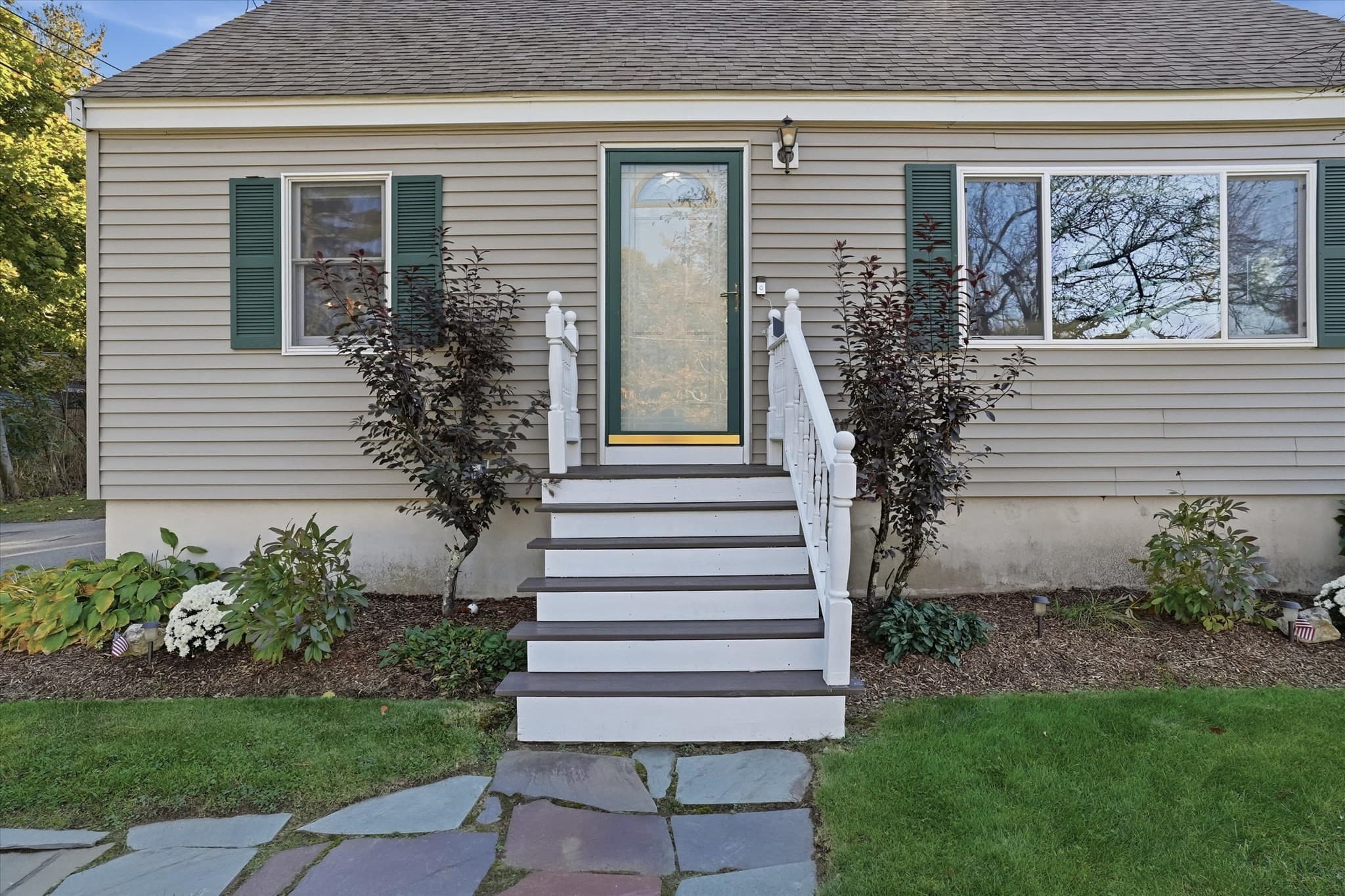 Single Family Residence at 1291 South St, Tewksbury MA 01876, Tewksbury, photo 4 of 40