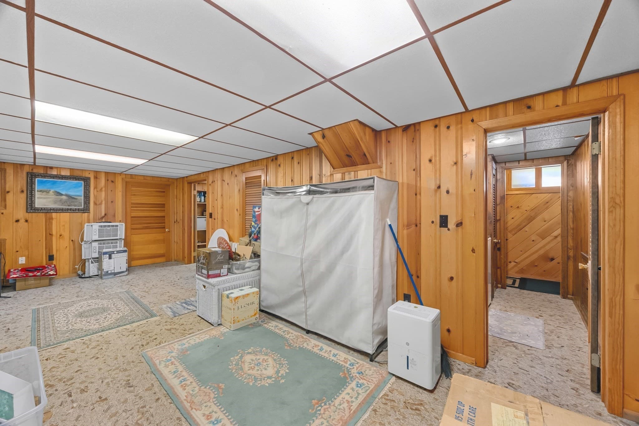 Single Family Residence at 43 Old Brook Rd, Shrewsbury MA 01545, photo 27 of 40