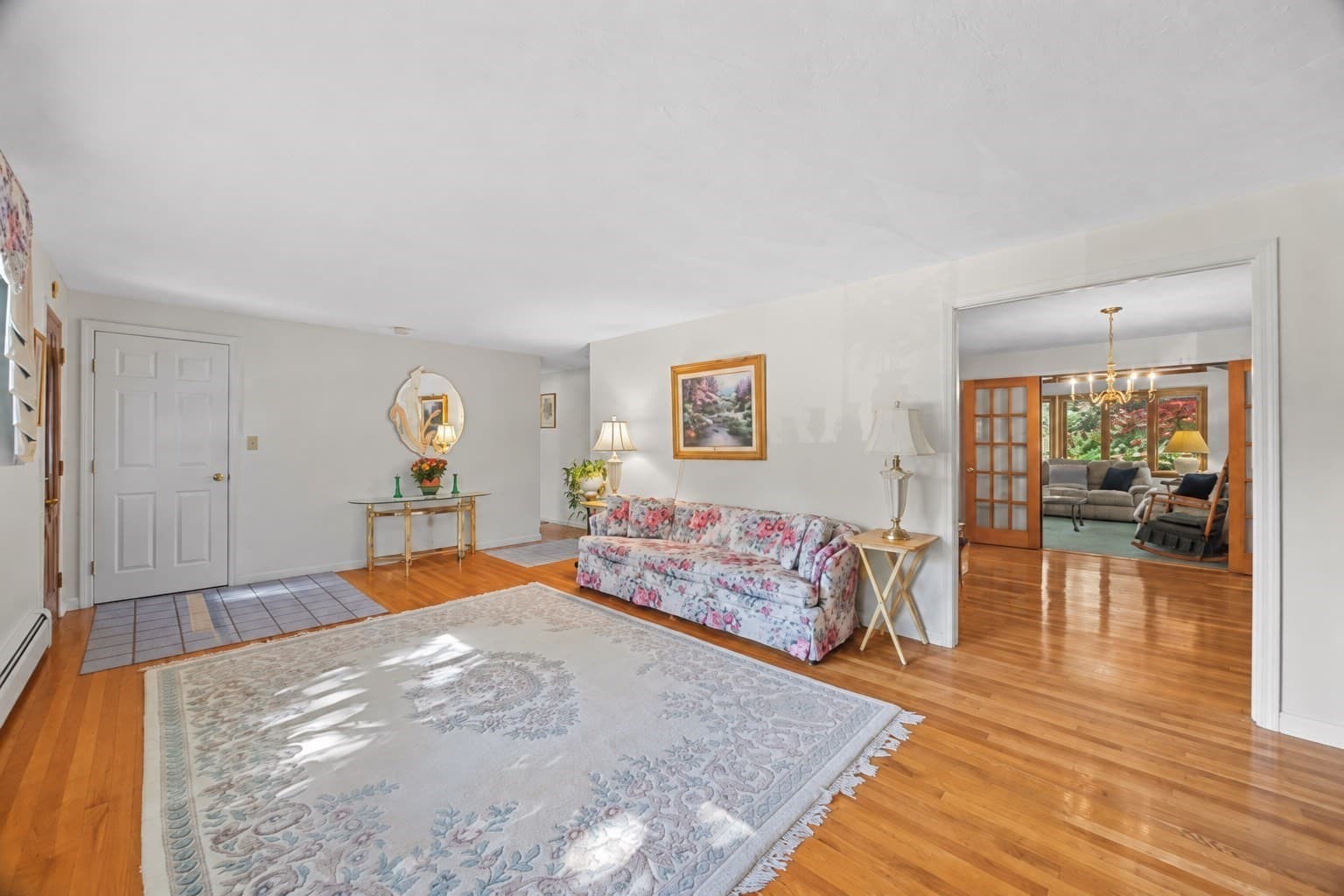 Single Family Residence at 43 Old Brook Rd, Shrewsbury MA 01545, photo 13 of 40