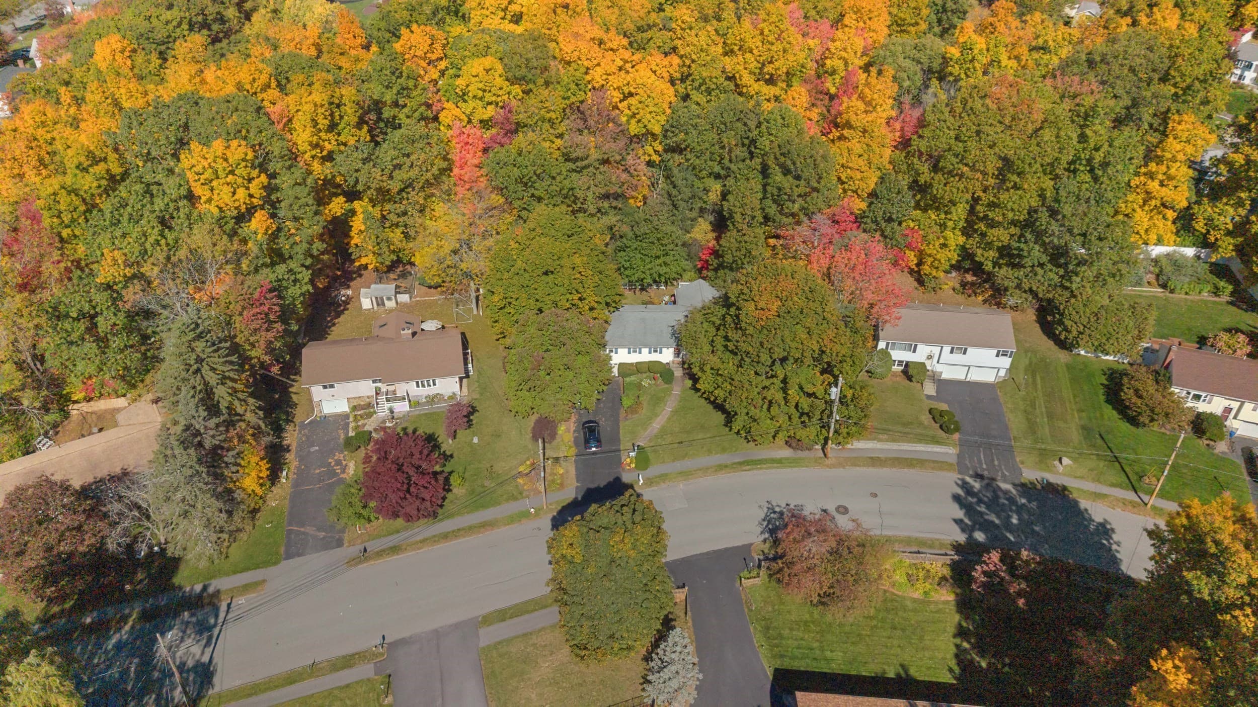 Single Family Residence at 43 Old Brook Rd, Shrewsbury MA 01545, photo 34 of 40