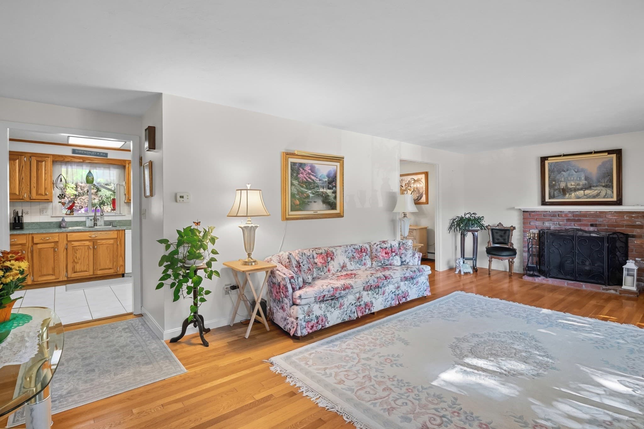 Single Family Residence at 43 Old Brook Rd, Shrewsbury MA 01545, photo 11 of 40