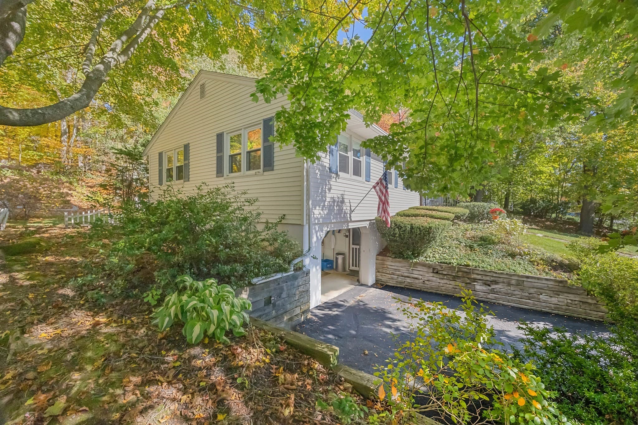Single Family Residence at 43 Old Brook Rd, Shrewsbury MA 01545, photo 31 of 40