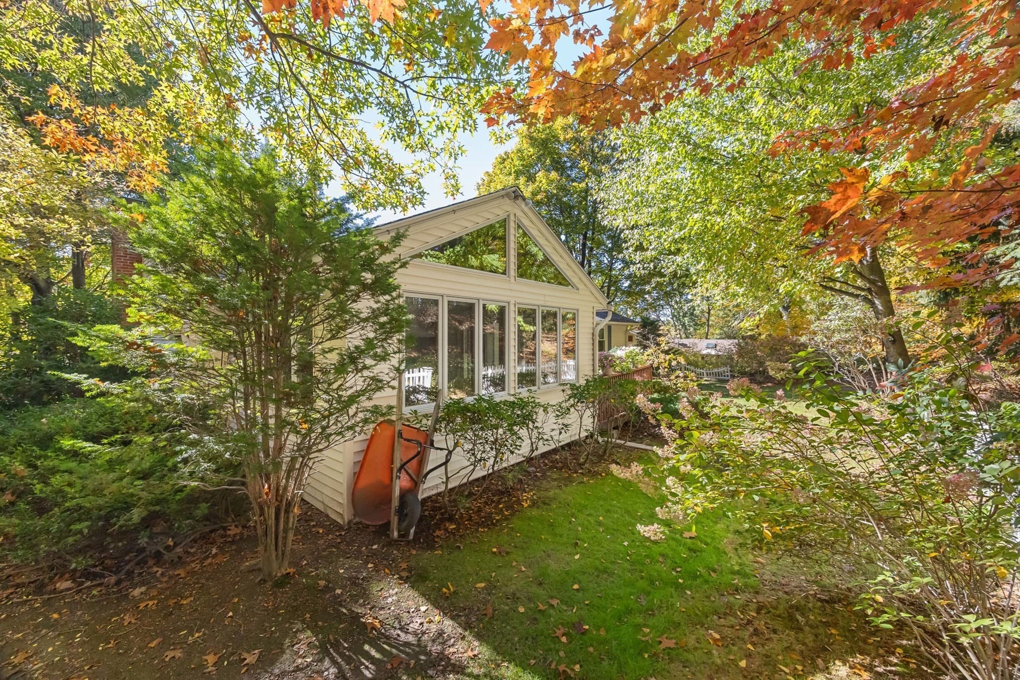 Single Family Residence at 43 Old Brook Rd, Shrewsbury MA 01545, photo 29 of 40
