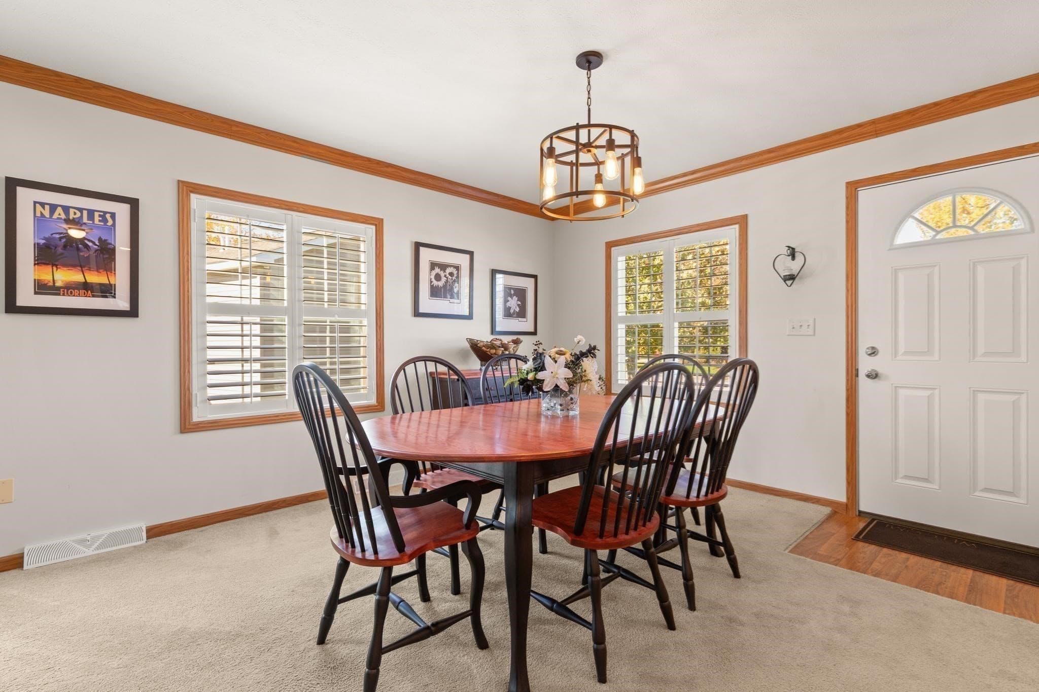 Single Family Residence at 16 Skyview Drive, Brockton MA 02301, photo 7 of 22