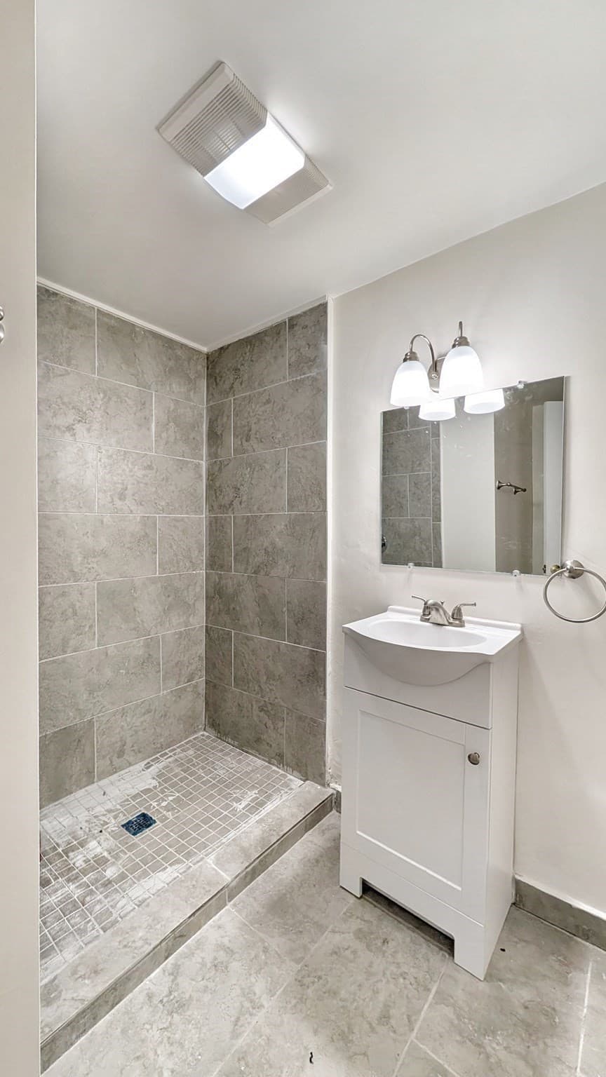 Condominium at 603 Woburn St # 1, Wilmington MA 01887, photo 6 of 16
