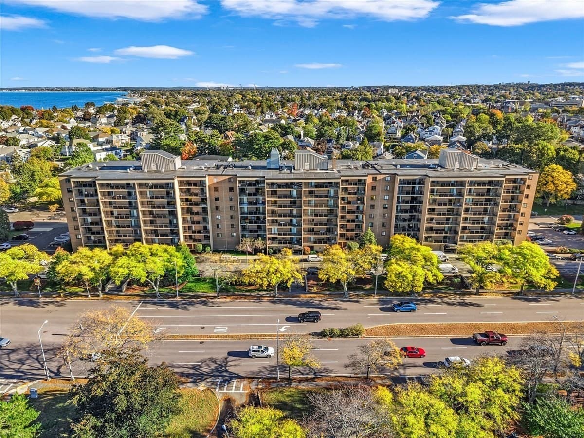 Condominium at 185 Quincy Shore Dr # 24, Quincy MA 02171, Quincy, photo 2 of 22