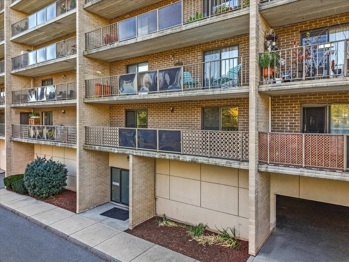 Condominium at 185 Quincy Shore Dr # 24, Quincy MA 02171, Quincy, photo 15 of 22