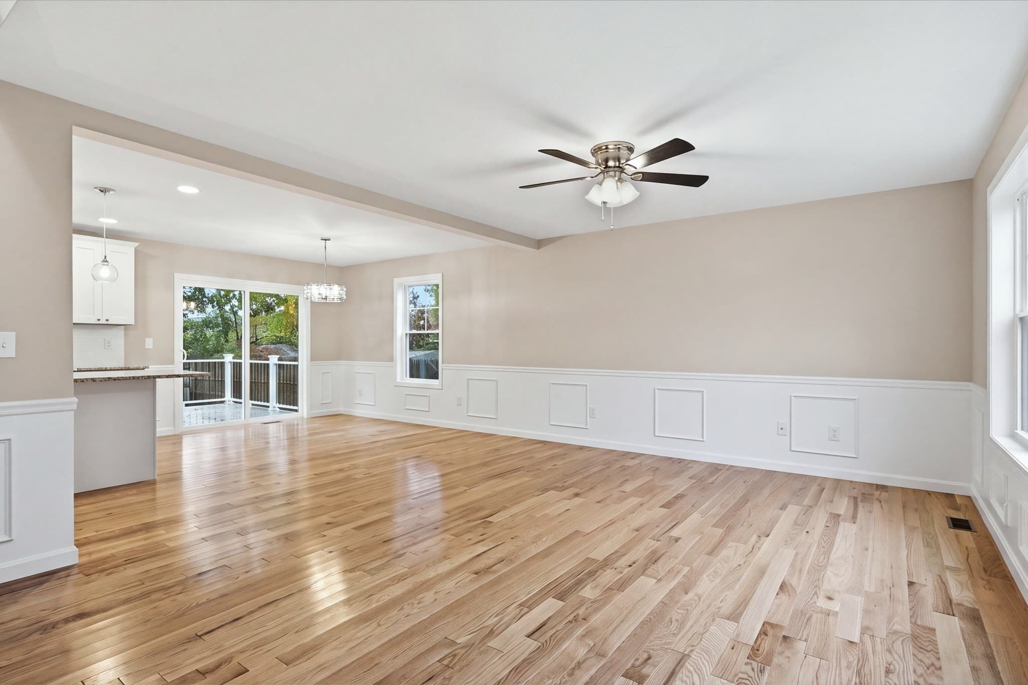 Single Family Residence at 167 Dorset St, Springfield MA 01108, photo 10 of 42