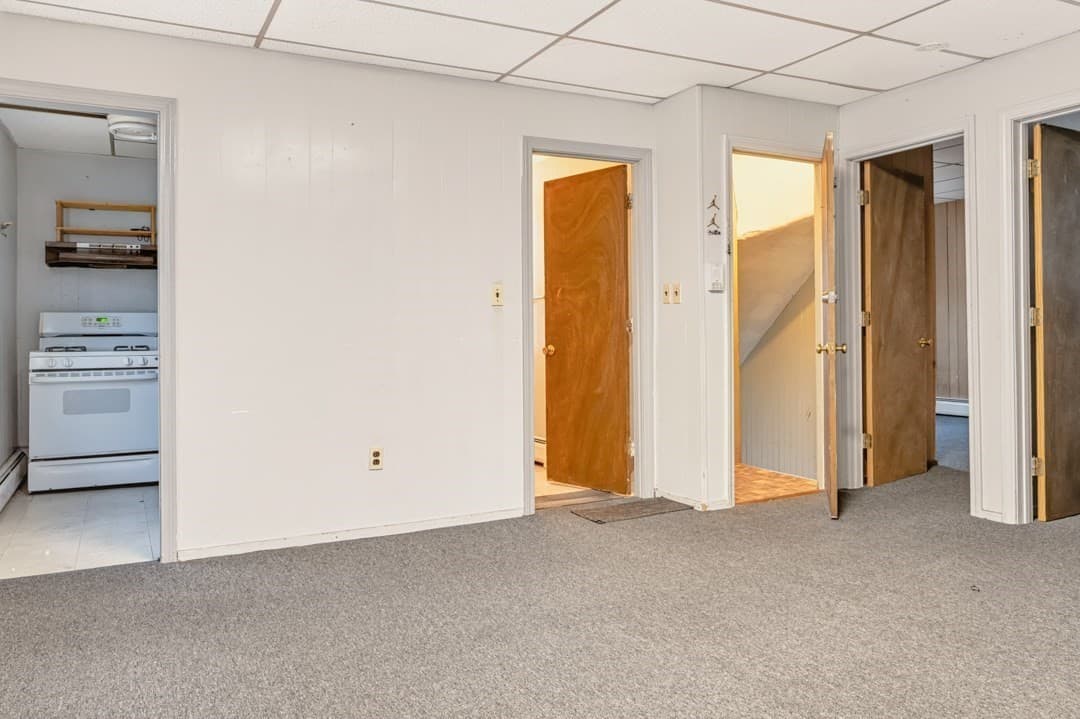 5-9 Family at 56 Nye St, New Bedford MA 02746, New Bedford, photo 3 of 15
