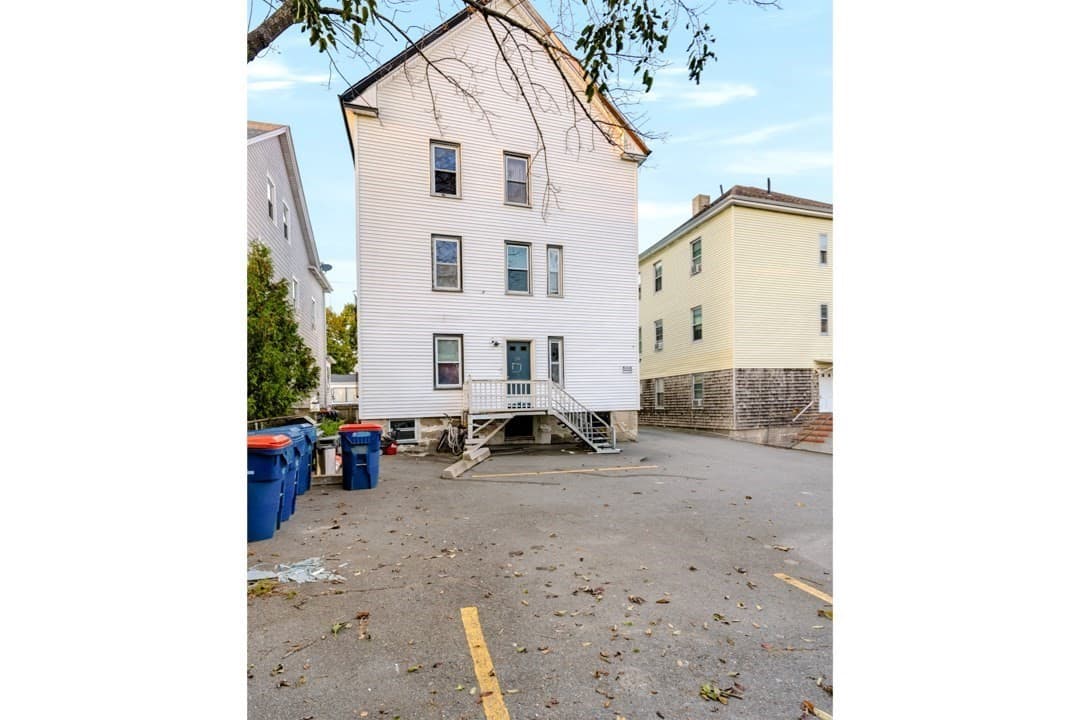 5-9 Family at 56 Nye St, New Bedford MA 02746, New Bedford, photo 15 of 15