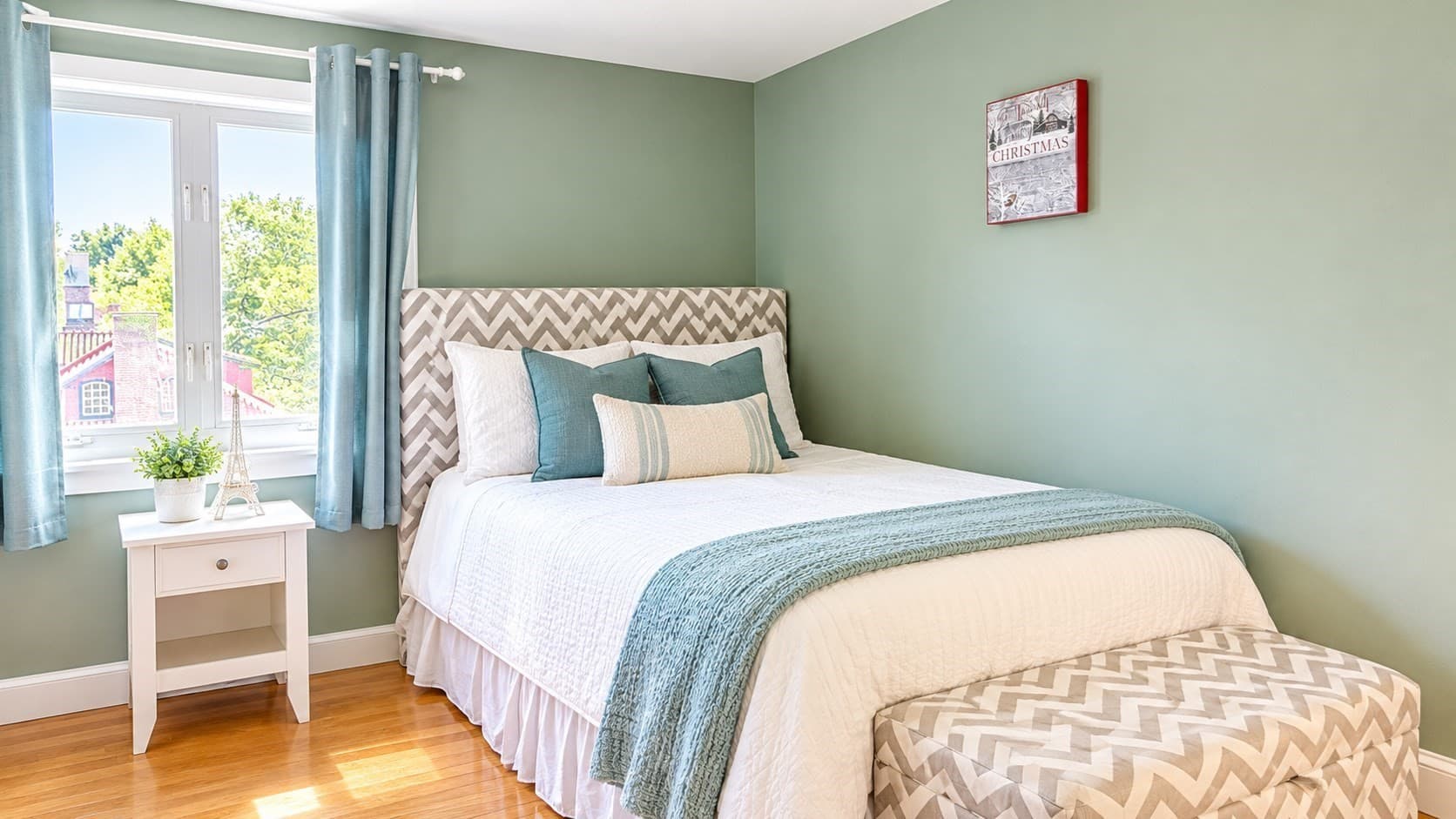 Condominium at 114 Pleasant St. # 406, Arlington MA 02476, photo 9 of 12