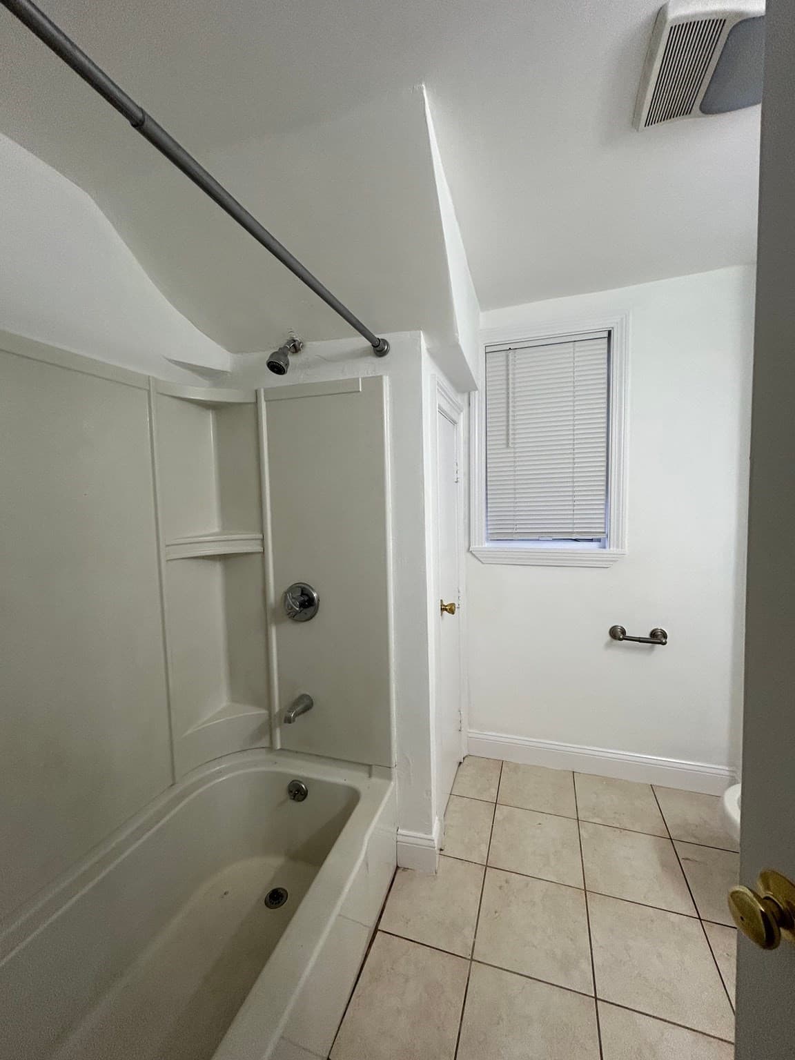 Apartment at 15 Bolster # 1, Everett MA 02149, photo 8 of 9