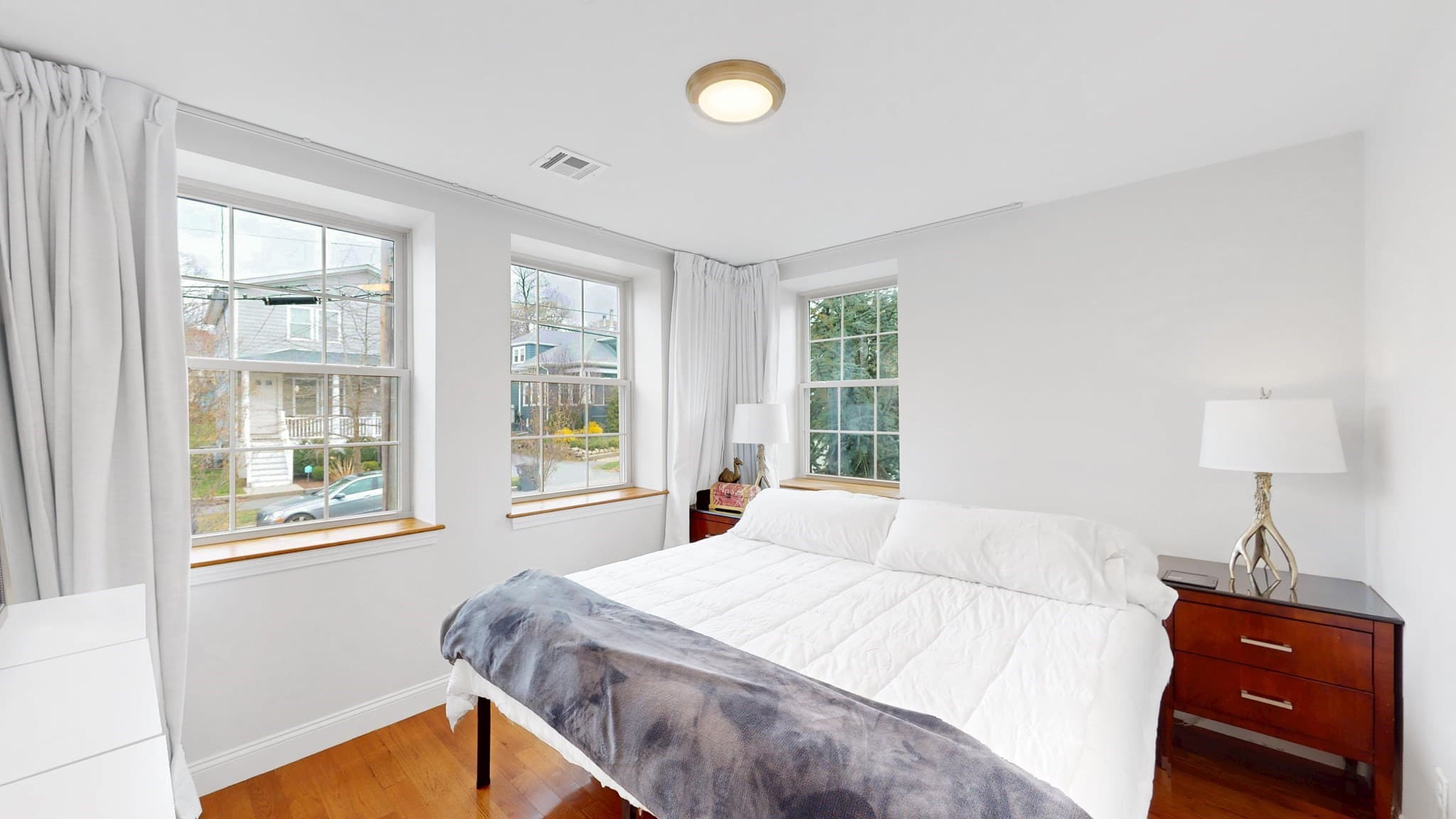 Condominium at 7 Mt Hope # 202, Providence RI 02906, Providence, photo 6 of 9