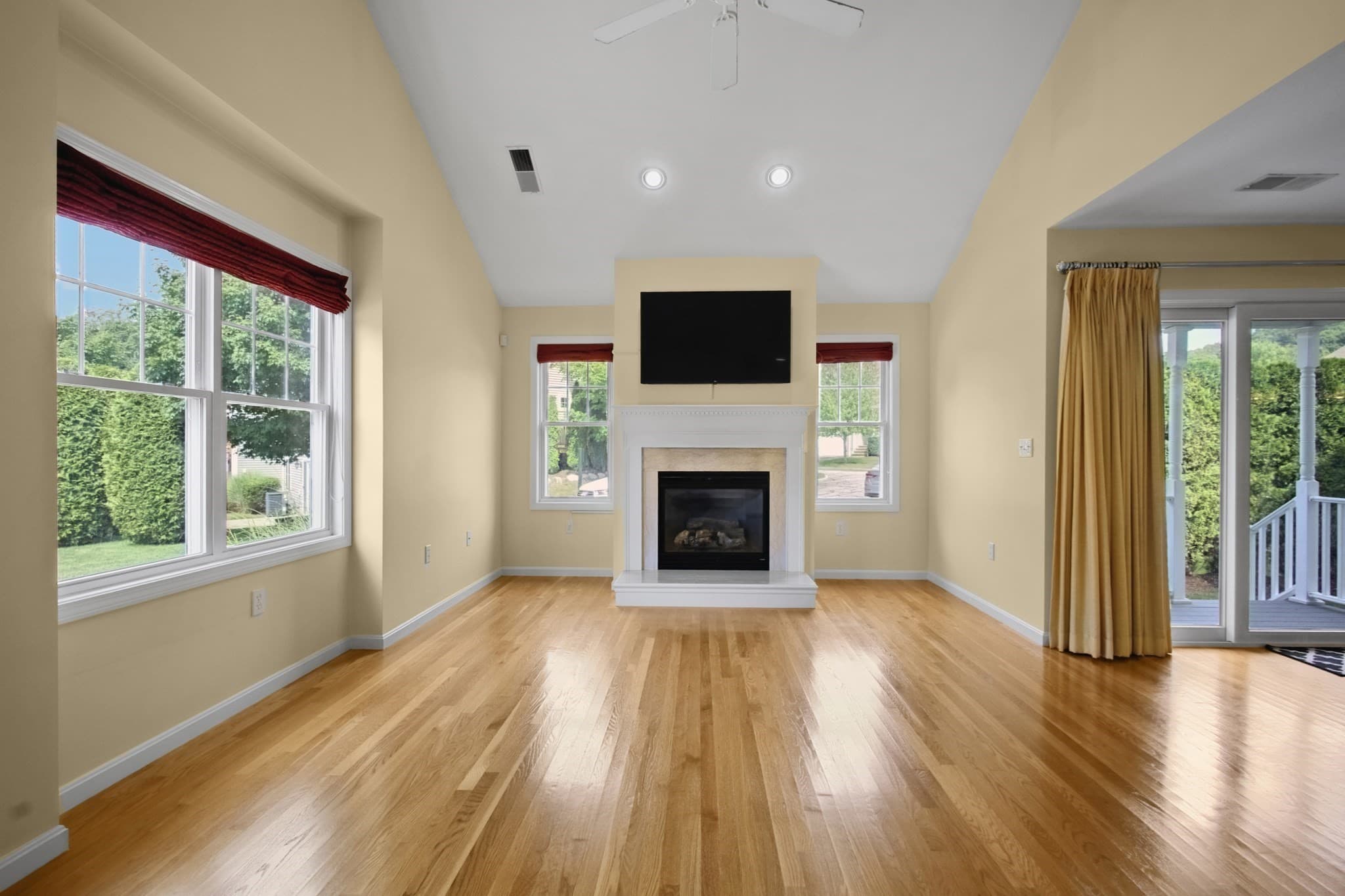 Condominium at 500 Mendon Rd # 326, Cumberland RI 02864, photo 6 of 38