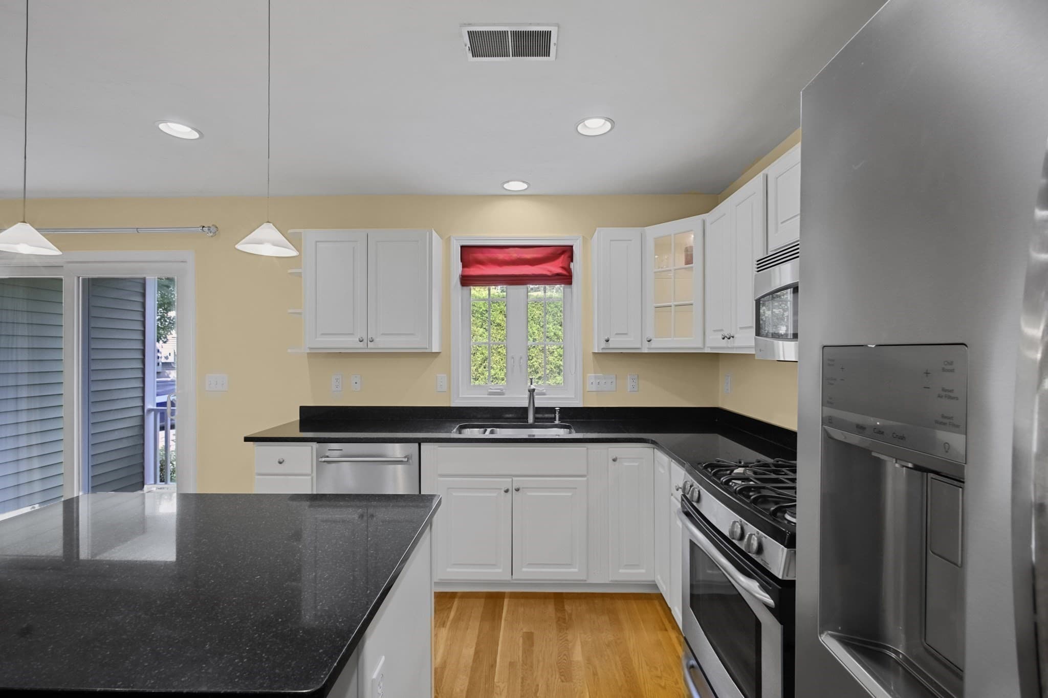 Condominium at 500 Mendon Rd # 326, Cumberland RI 02864, photo 14 of 38