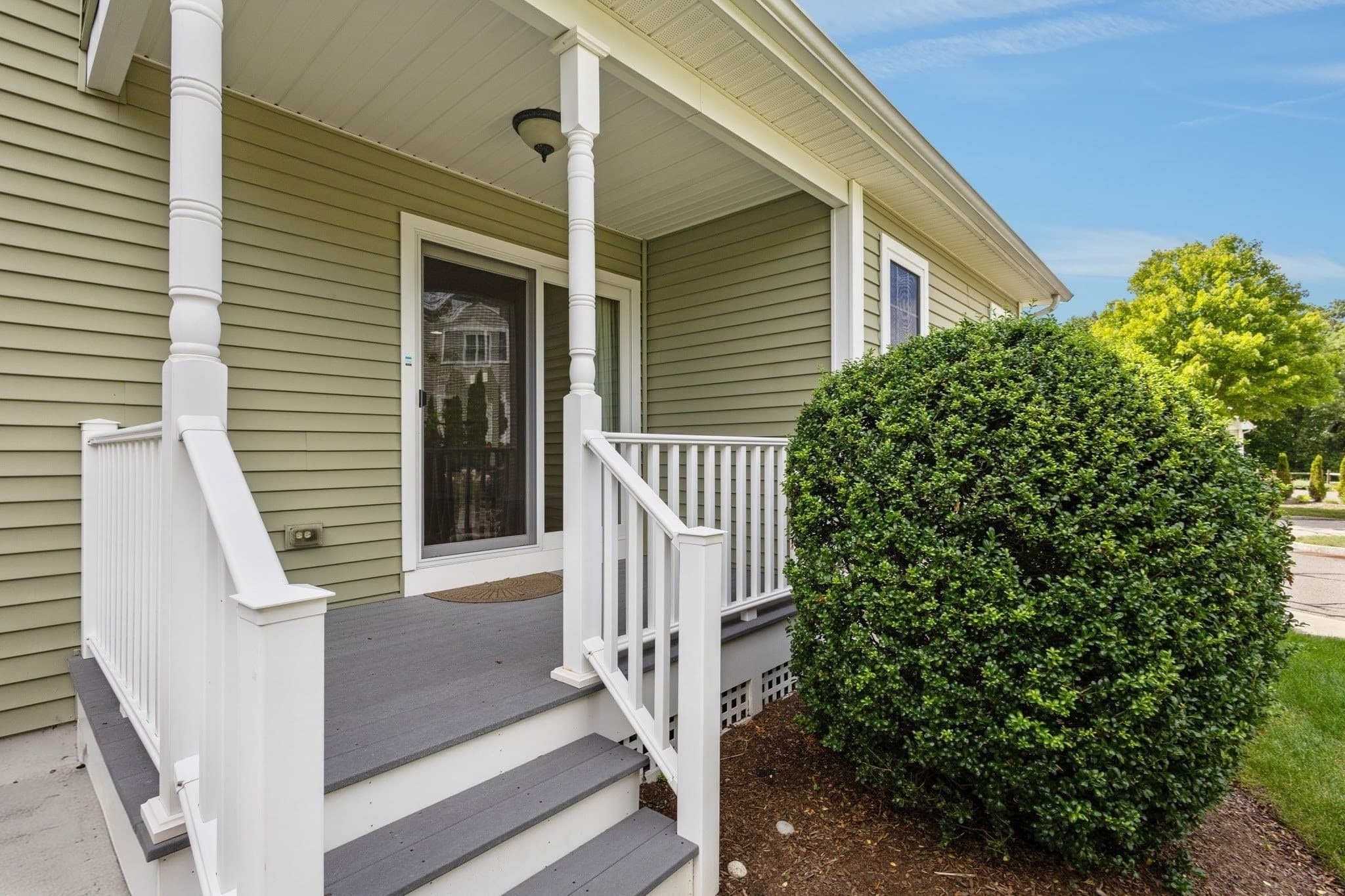 Condominium at 500 Mendon Rd # 326, Cumberland RI 02864, photo 35 of 38