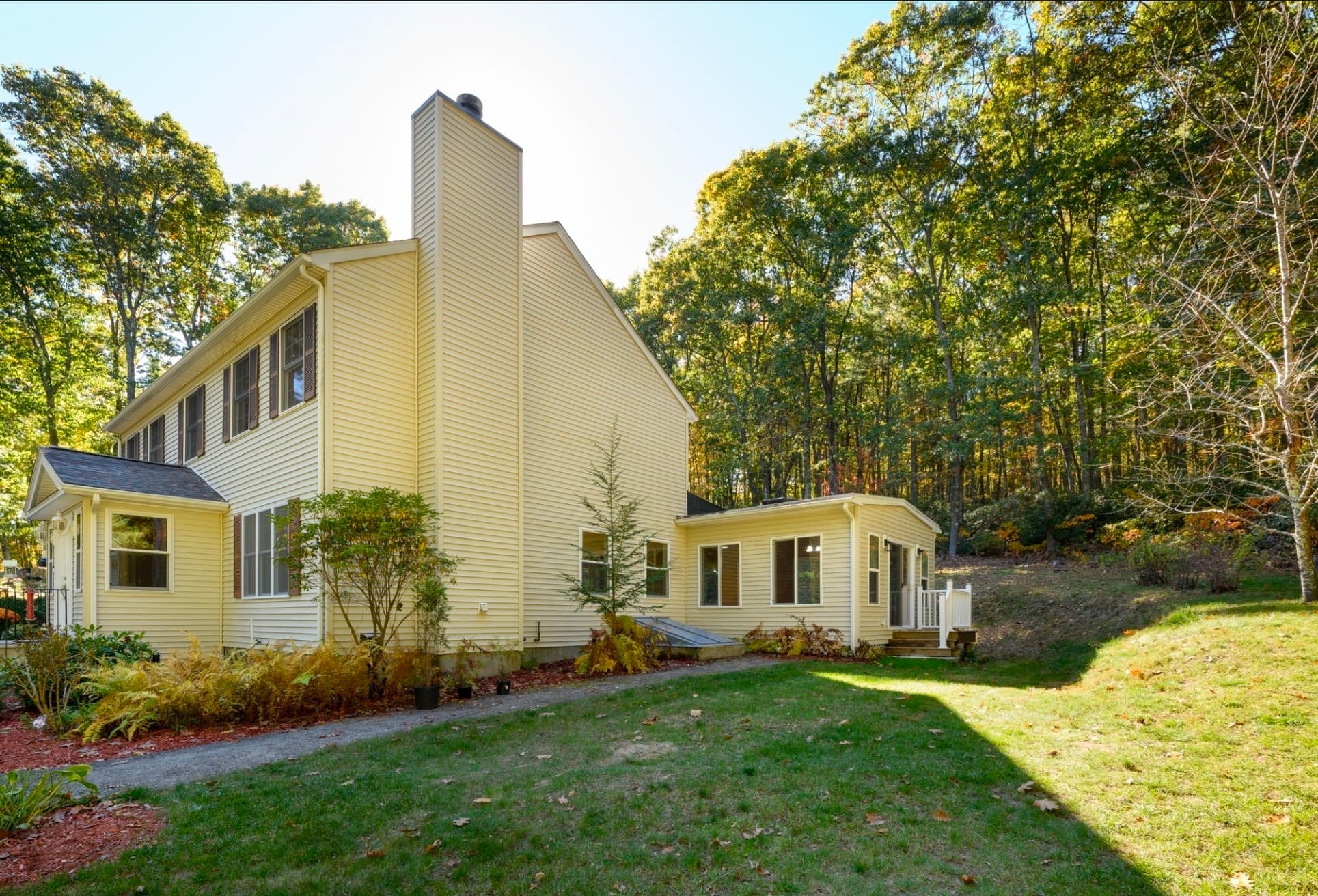 Single Family Residence at 57 Ennis Rd, Oxford MA 01537, photo 4 of 37
