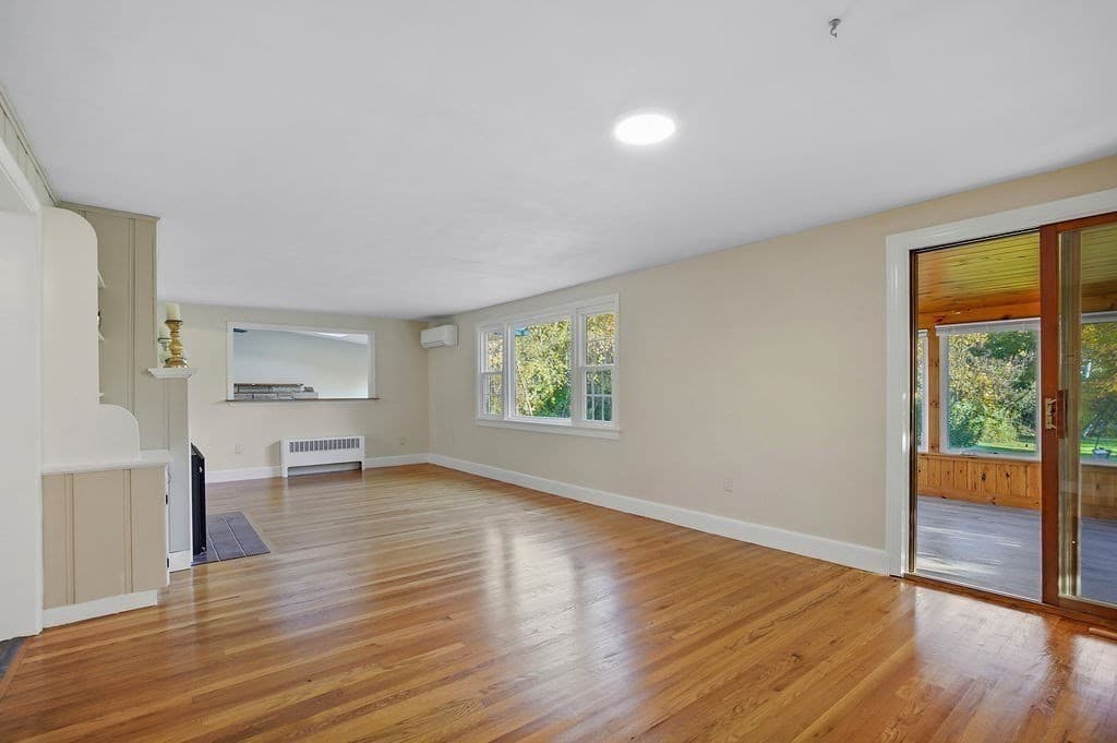 Single Family Residence at 1179 Tinkham Road, Wilbraham MA 01095, photo 13 of 39