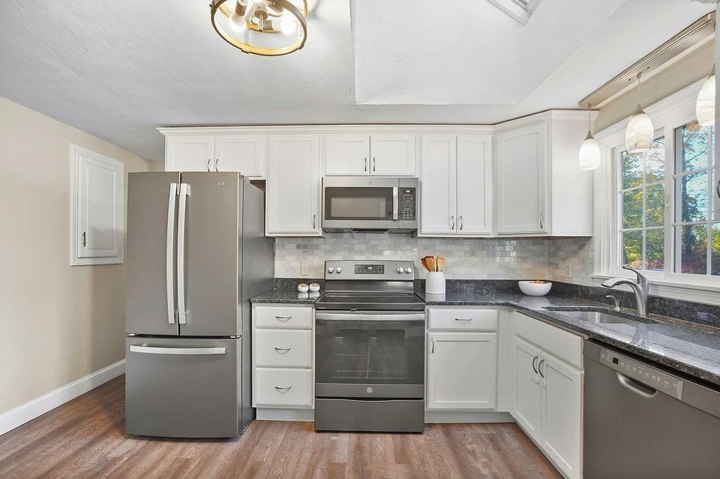 Single Family Residence at 1179 Tinkham Road, Wilbraham MA 01095, photo 9 of 39