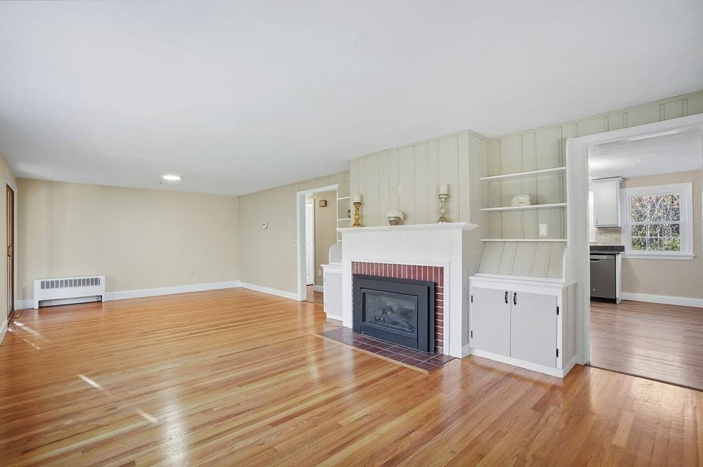 Single Family Residence at 1179 Tinkham Road, Wilbraham MA 01095, photo 11 of 39