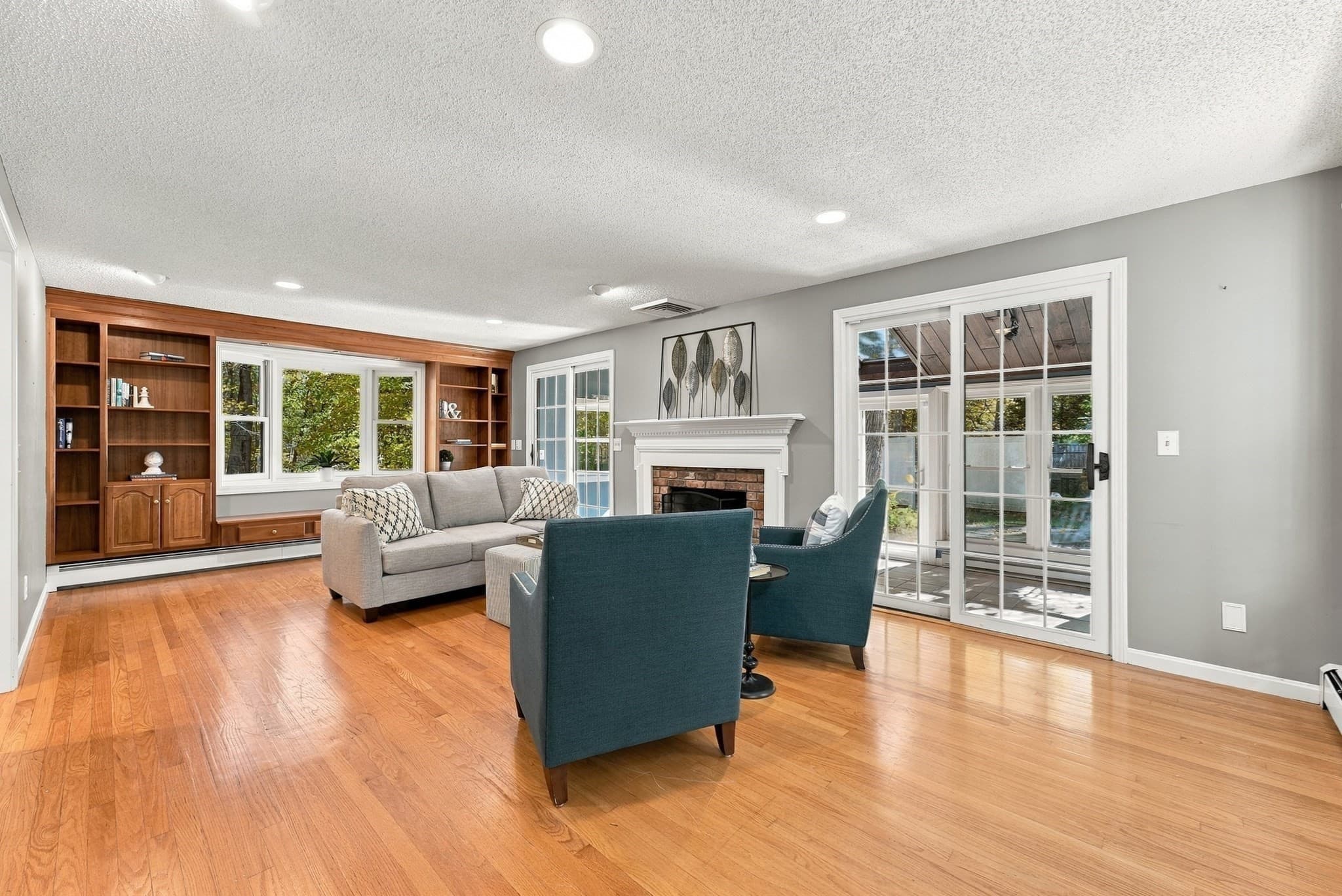 Single Family Residence at 175 Franklin Rd, Longmeadow MA 01106, photo 16 of 42
