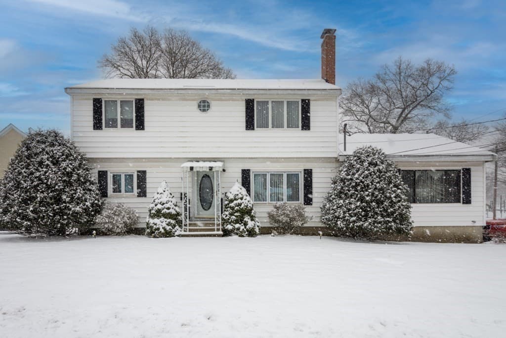 68 Central St # 2, Woburn MA 01801